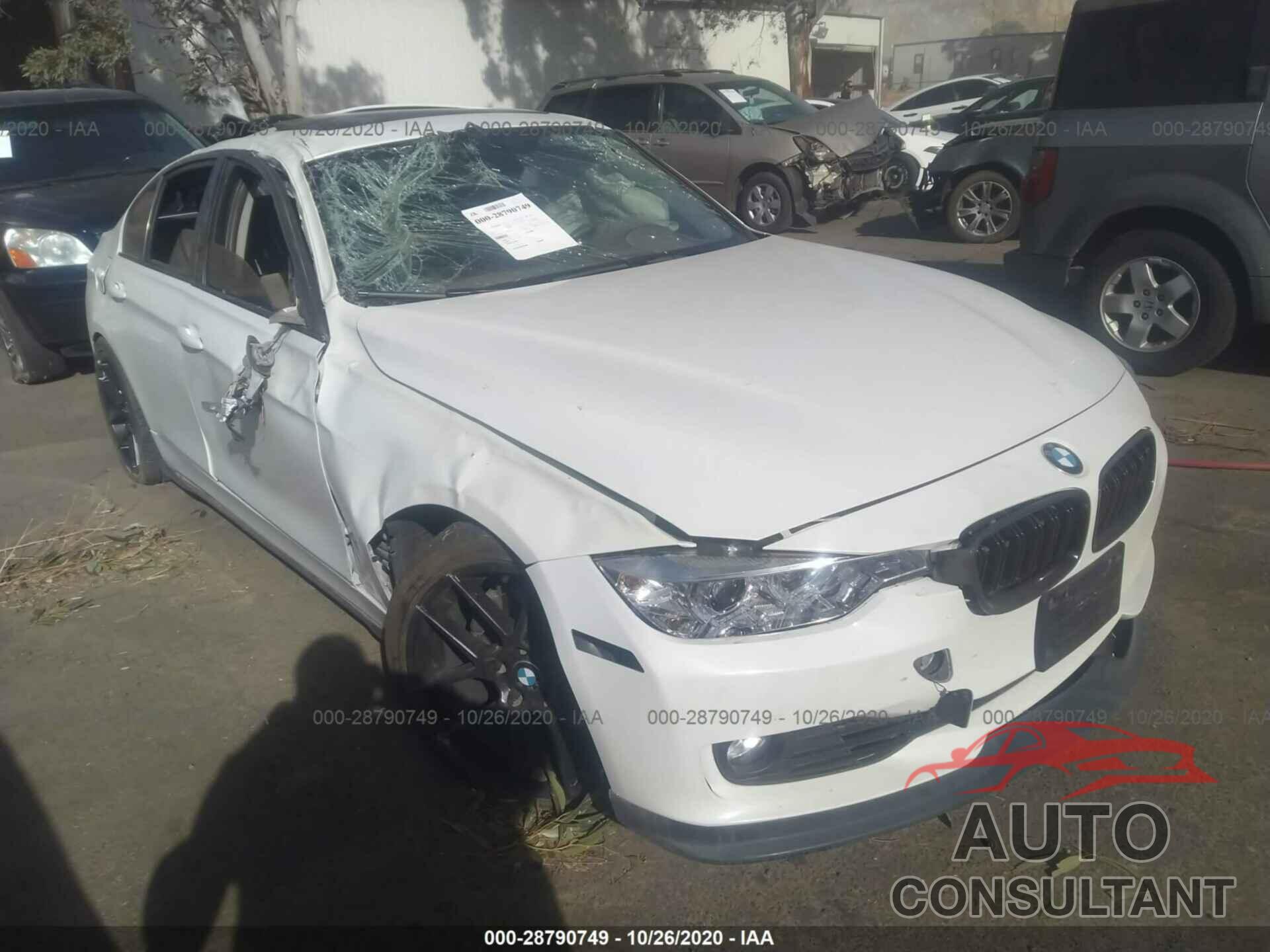 BMW 3 SERIES 2015 - WBA3C1C59FK118124