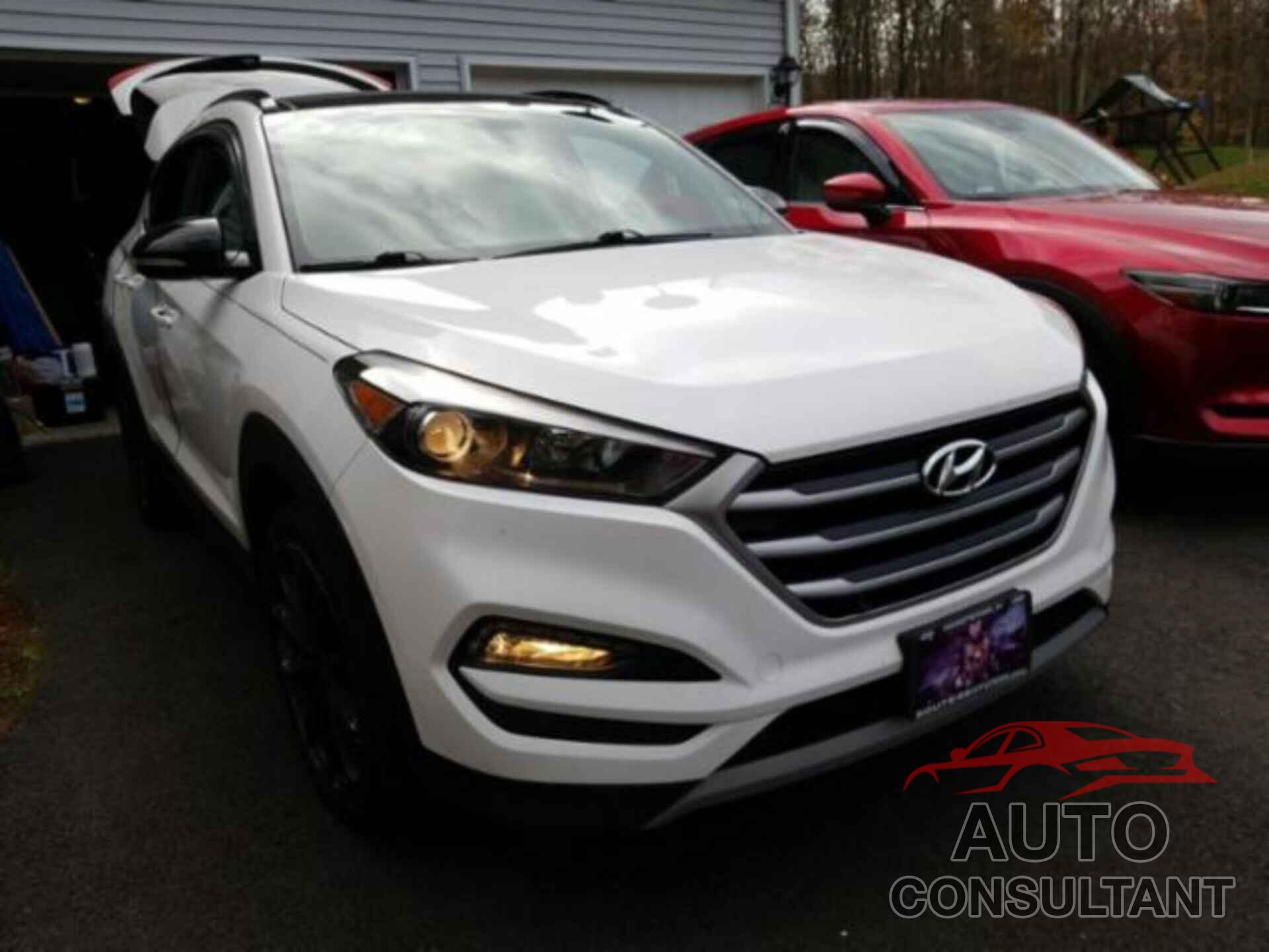 HYUNDAI TUCSON 2017 - KM8J3CA28HU548941