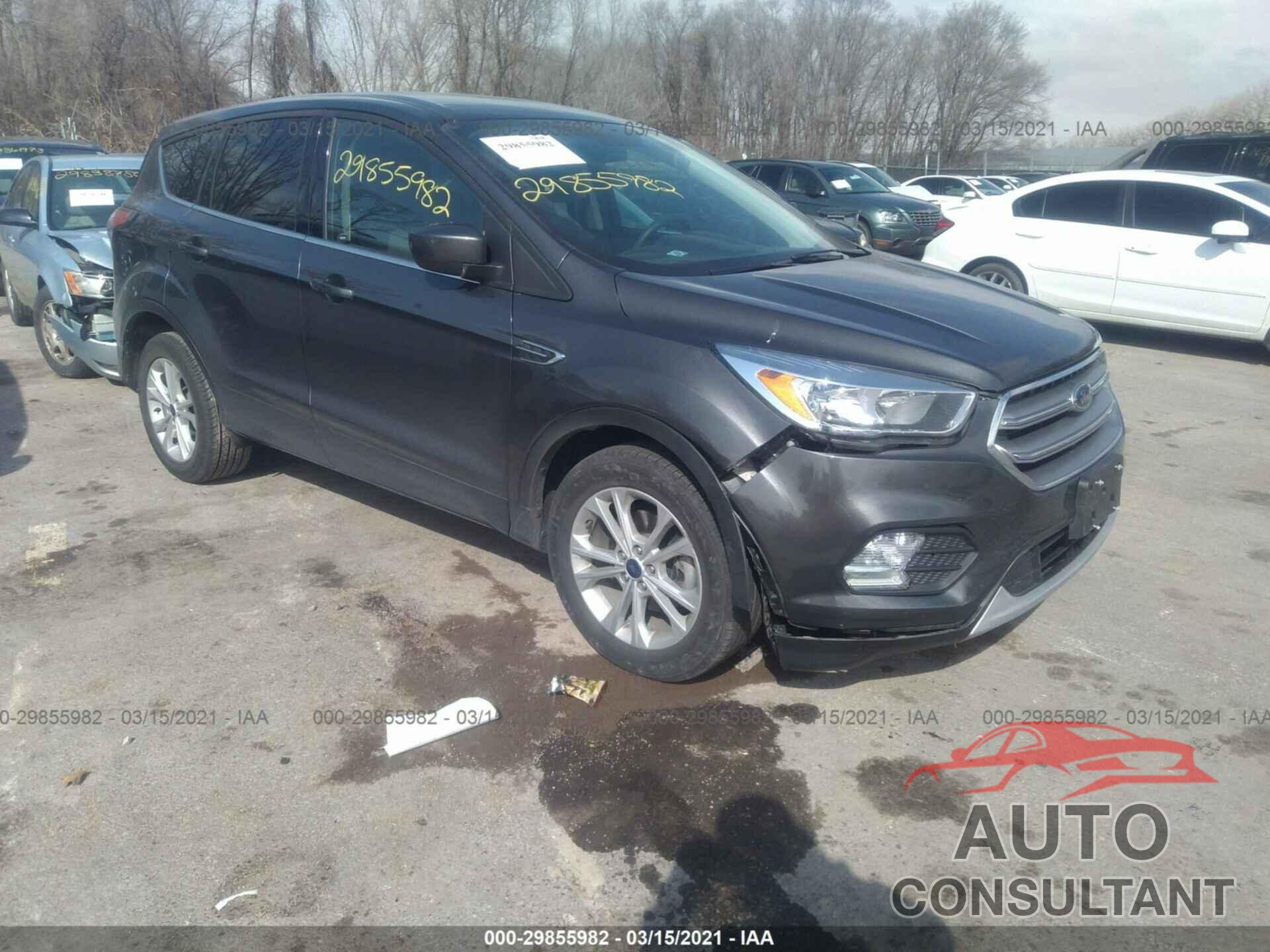 FORD ESCAPE 2017 - 1FMCU0GD7HUA09045
