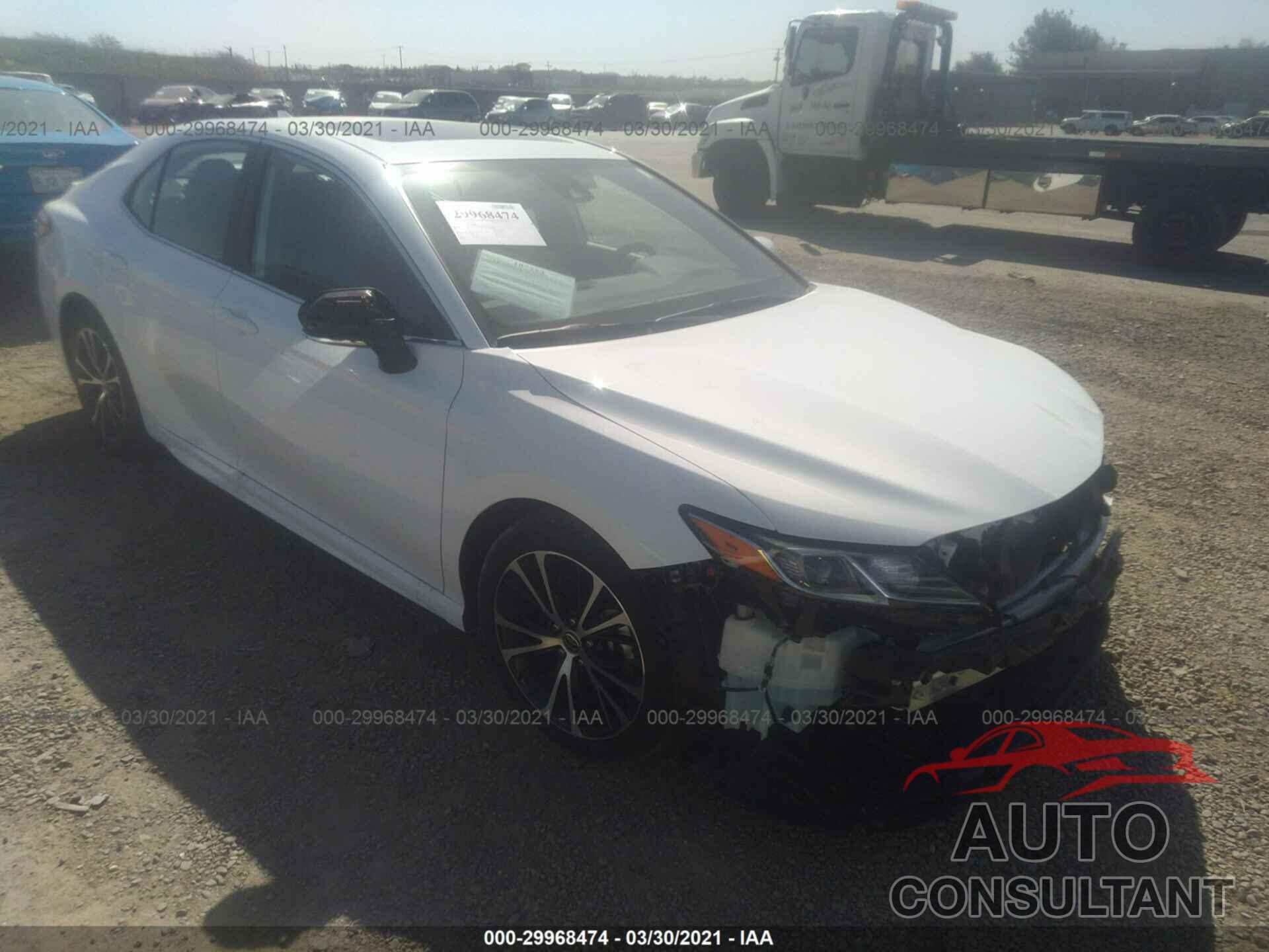 TOYOTA CAMRY 2020 - 4T1G11AK7LU990669
