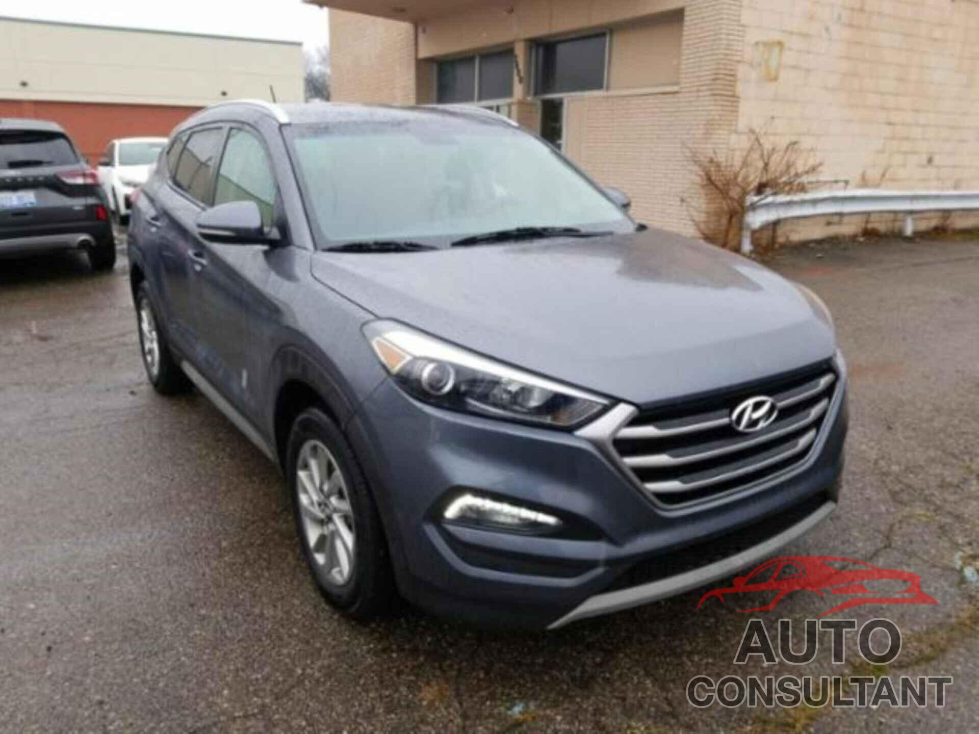 HYUNDAI TUCSON 2017 - KM8J3CA25HU271567