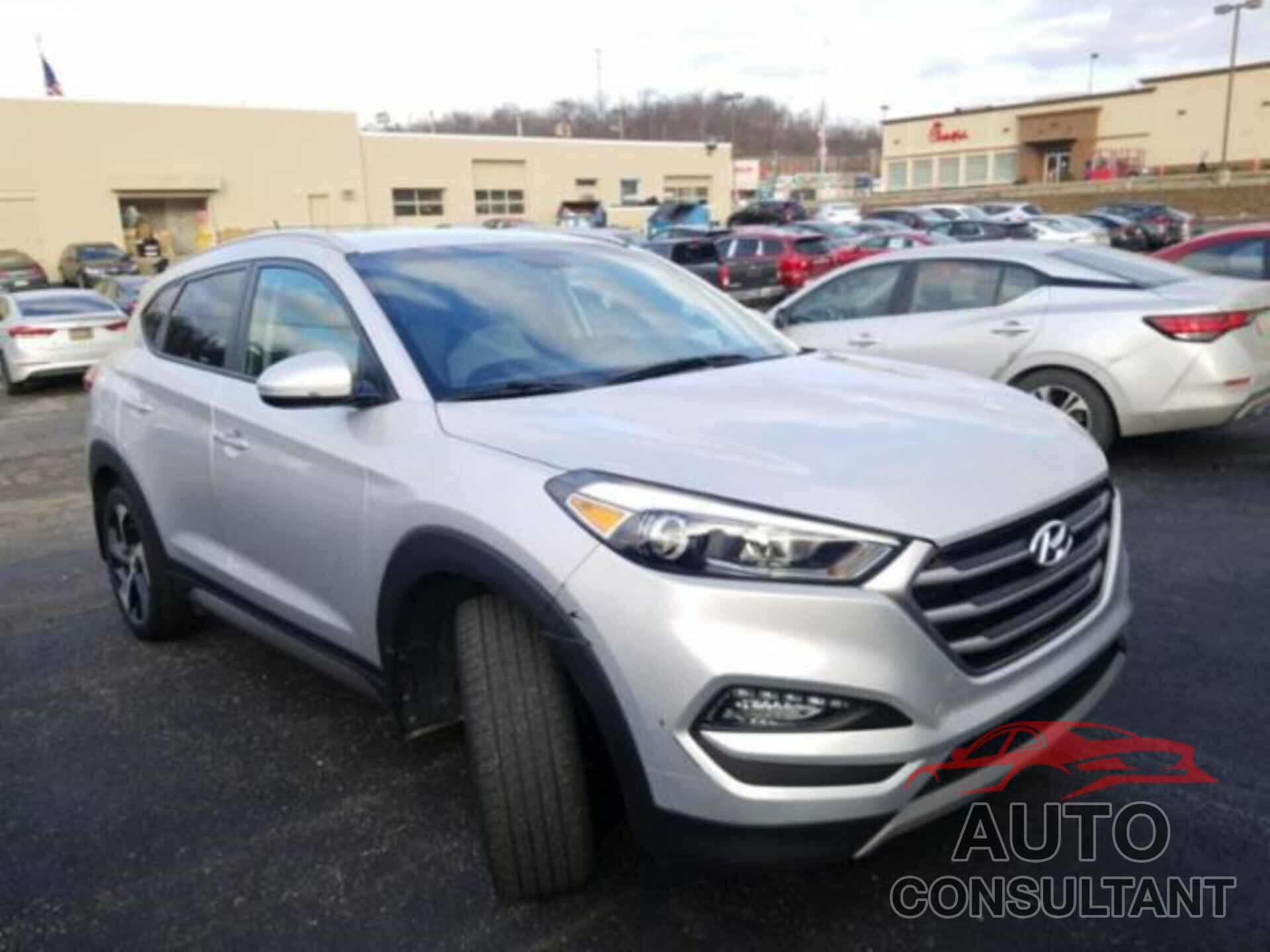HYUNDAI TUCSON 2017 - KM8J3CA25HU331377