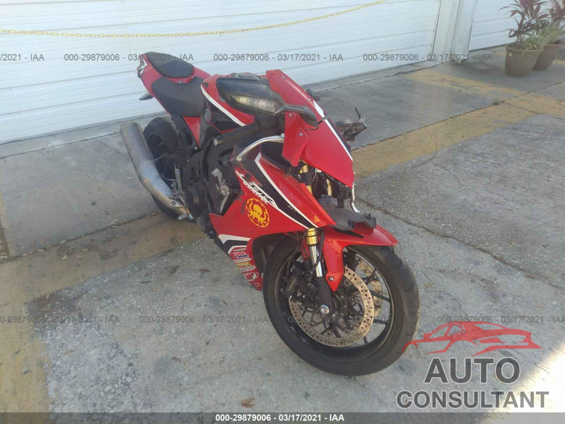 HONDA CBR1000 2017 - JH2SC770XHK000125