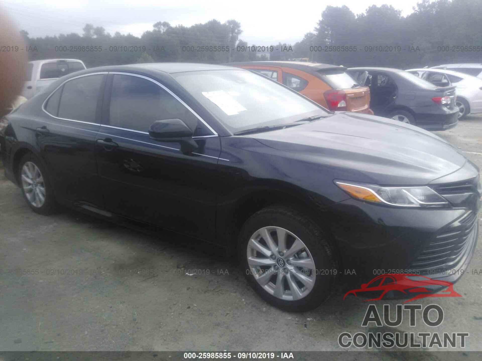 TOYOTA CAMRY 2019 - 4T1B11HK6KU780854