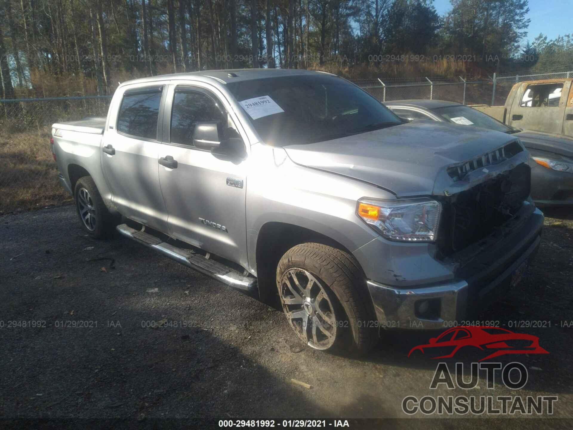 TOYOTA TUNDRA 4WD 2017 - 5TFDW5F13HX586130