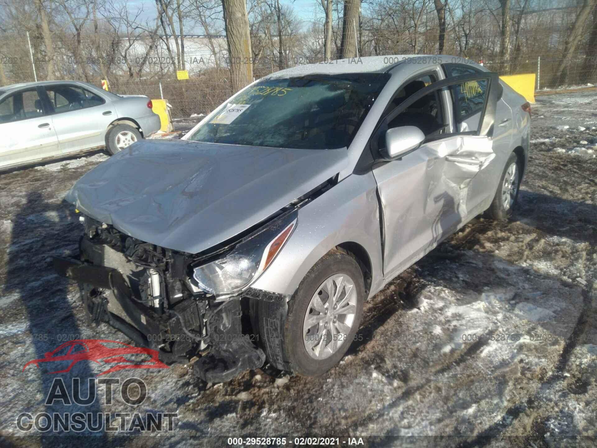 HYUNDAI ACCENT 2018 - 3KPC24A37JE017958