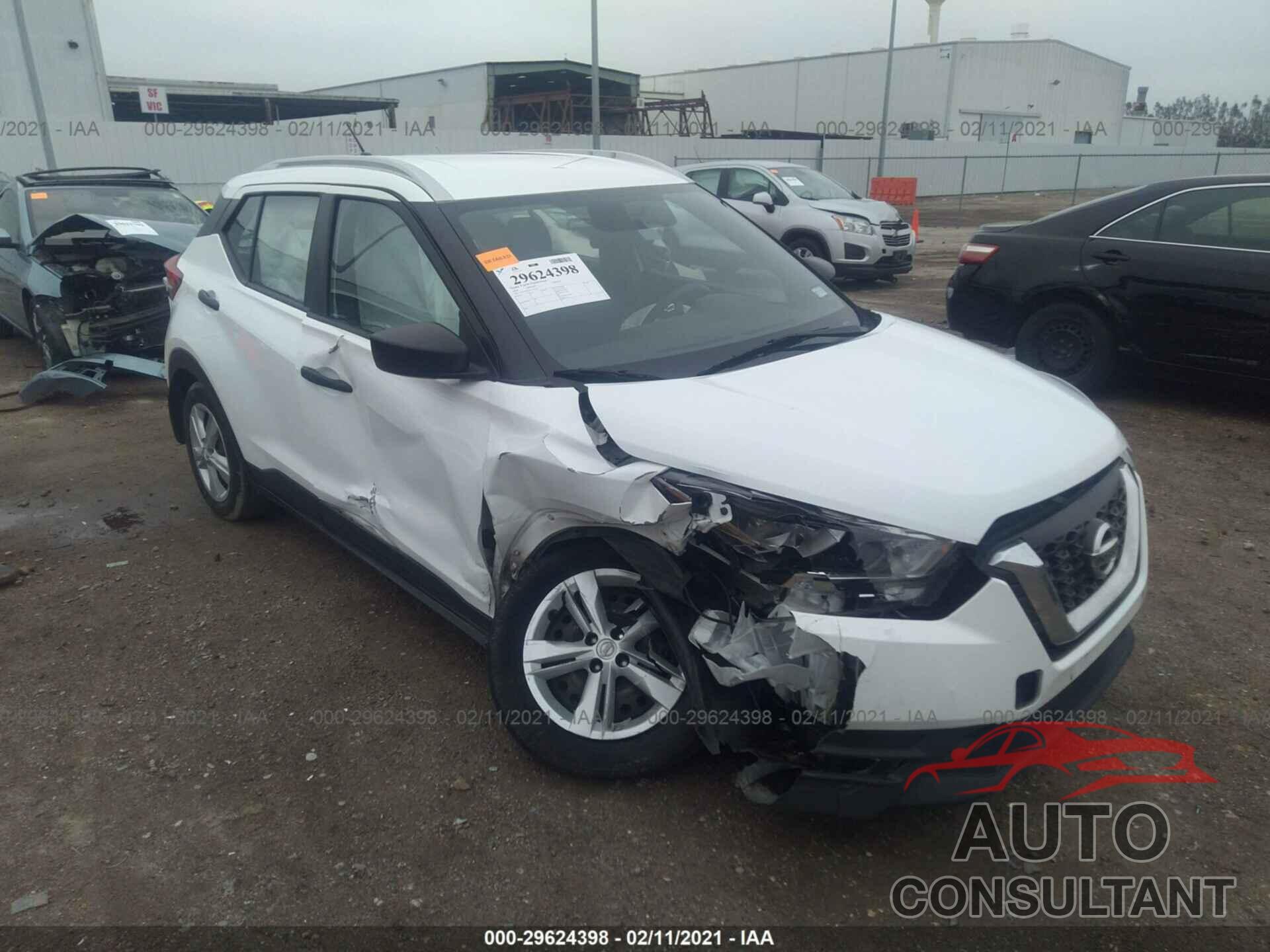 NISSAN KICKS 2018 - 3N1CP5CU1JL516038
