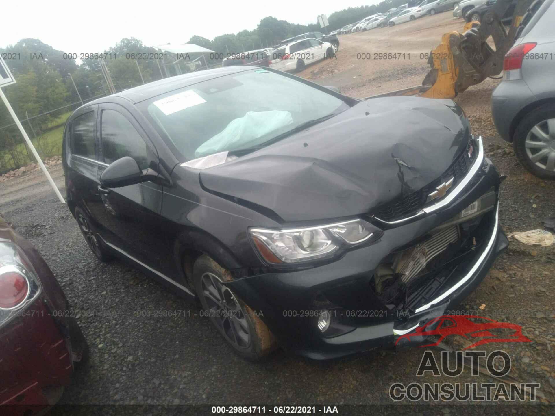 CHEVROLET SONIC 2017 - 1G1JD6SB5H4117564