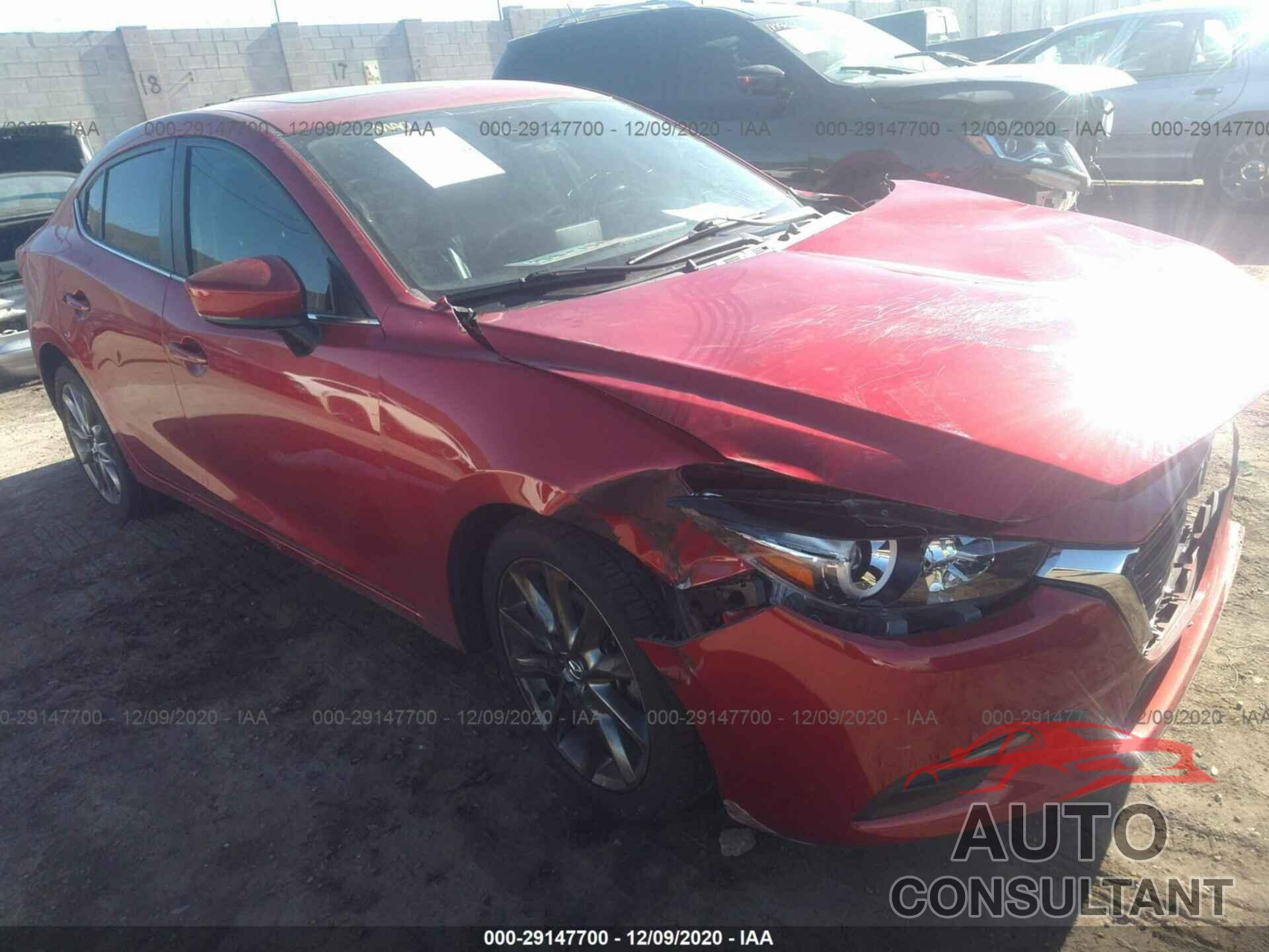 MAZDA MAZDA3 4-DOOR 2018 - 3MZBN1V34JM217047