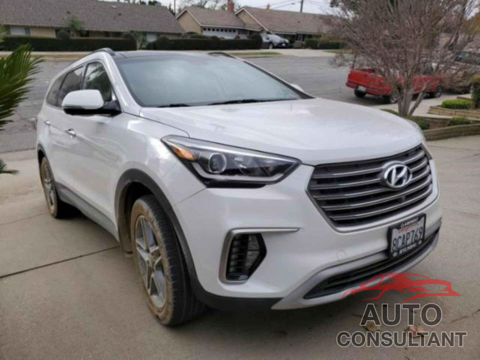 HYUNDAI SANTA FE 2018 - KM8SR4HF2JU268343