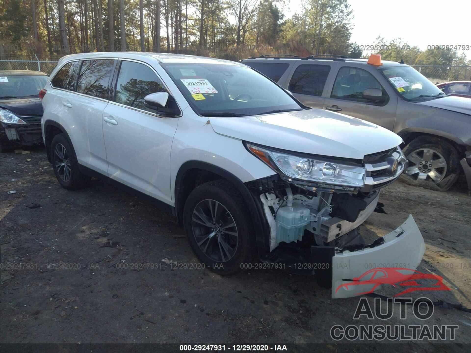 TOYOTA HIGHLANDER 2019 - 5TDBZRFH9KS945108