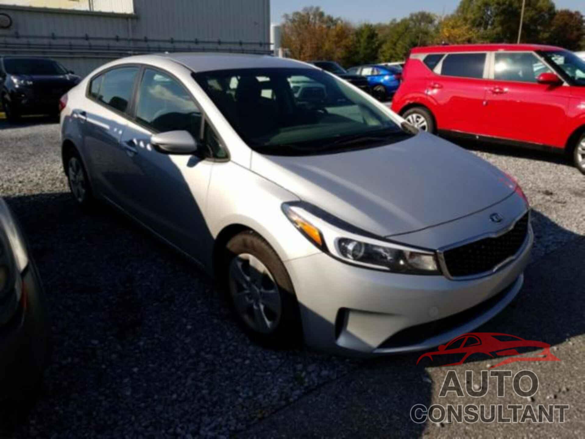 KIA FORTE 2018 - 3KPFK4A76JE181198