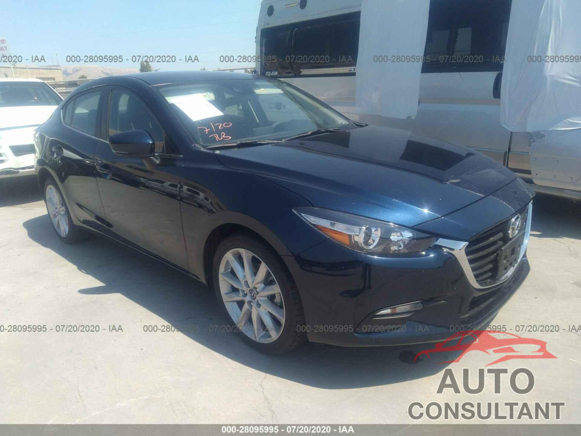 Mazda 3 2017 - JM1BN1V76H1141005