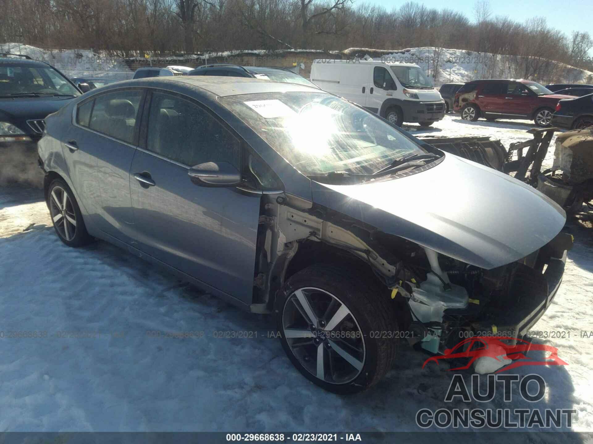 KIA FORTE 2017 - 3KPFN4A86HE102297