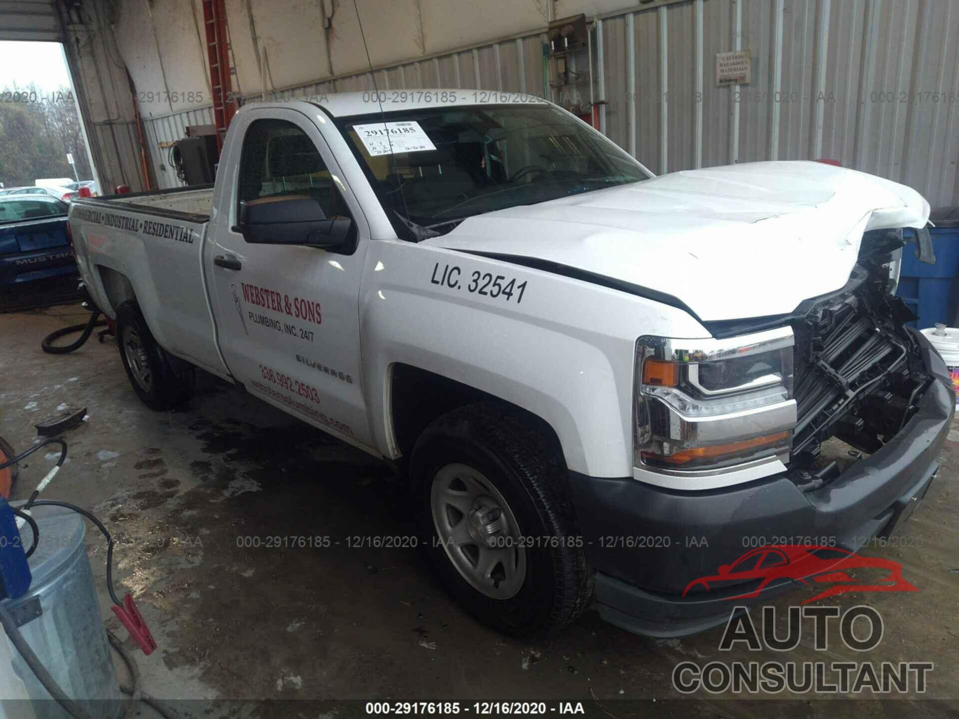 CHEVROLET SILVERADO 1500 2018 - 1GCNCNEH1JZ343437