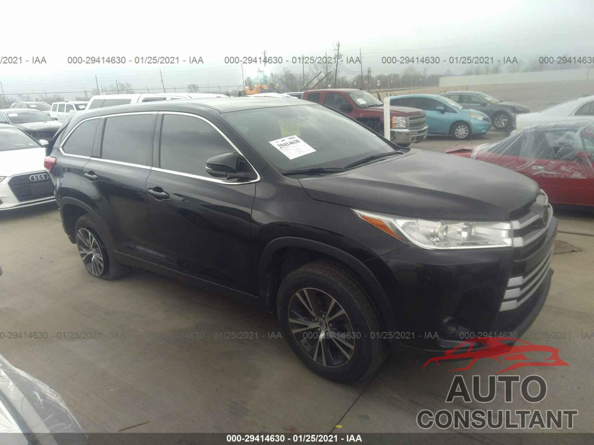 TOYOTA HIGHLANDER 2019 - 5TDZARFH9KS050465