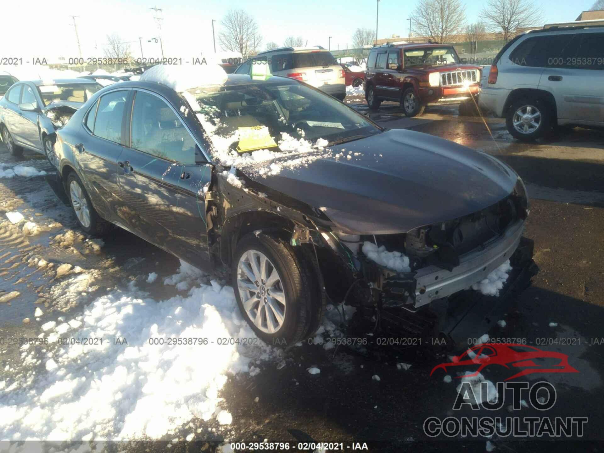 TOYOTA CAMRY 2019 - 4T1B11HK3KU239616