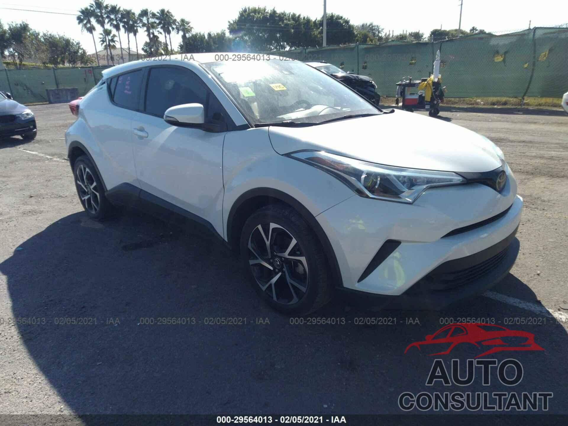 TOYOTA C-HR 2018 - NMTKHMBX8JR057238