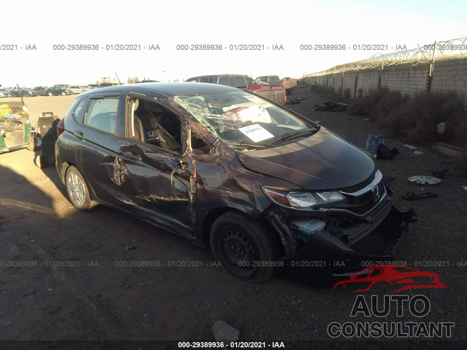 HONDA FIT 2018 - 3HGGK5H46JM720500