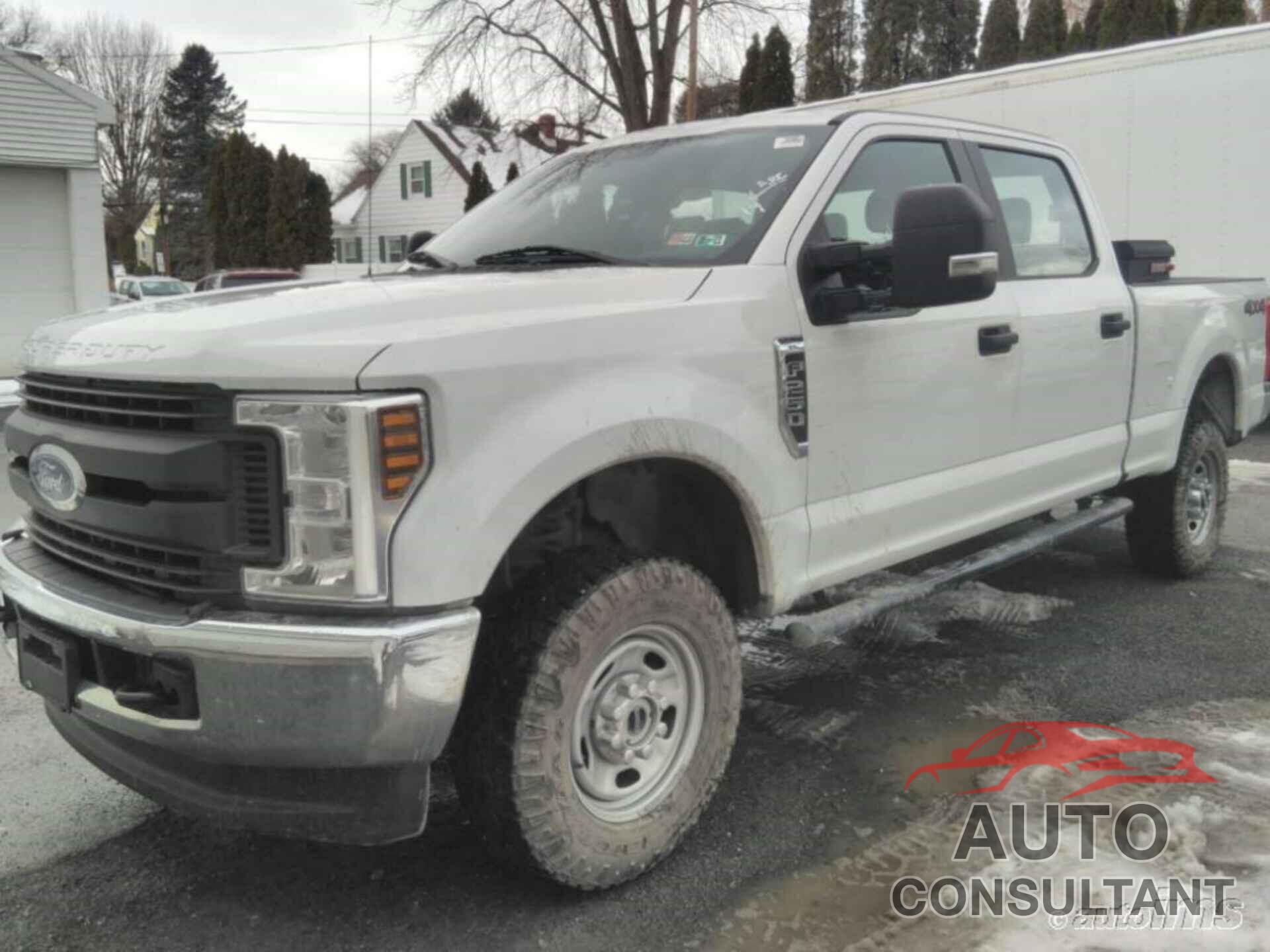 FORD SUPER DUTY F-250 SRW 2018 - 1FT7W2B69JEC35138