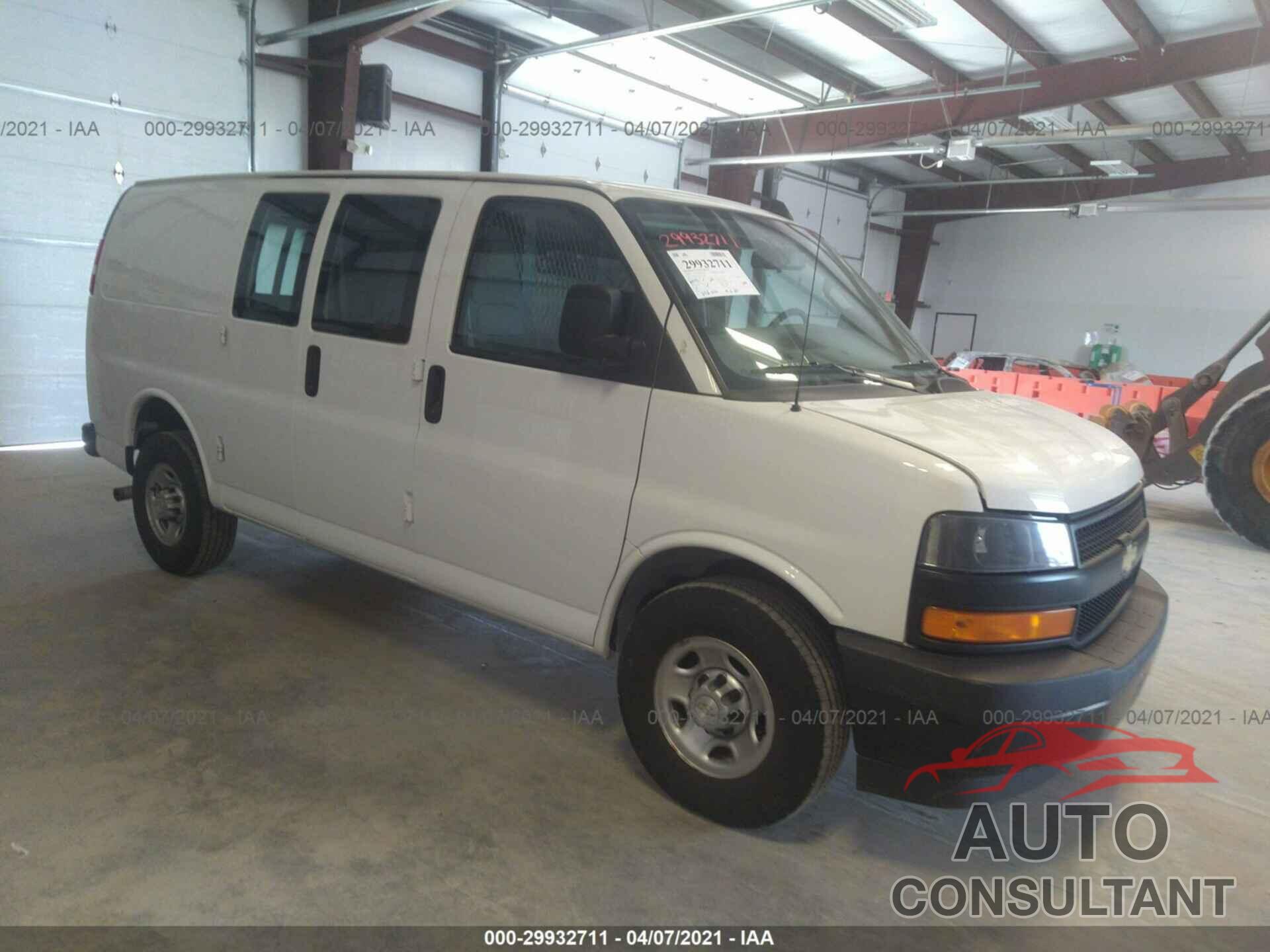 CHEVROLET EXPRESS CARGO VAN 2018 - 1GCWGAFG6J1213353