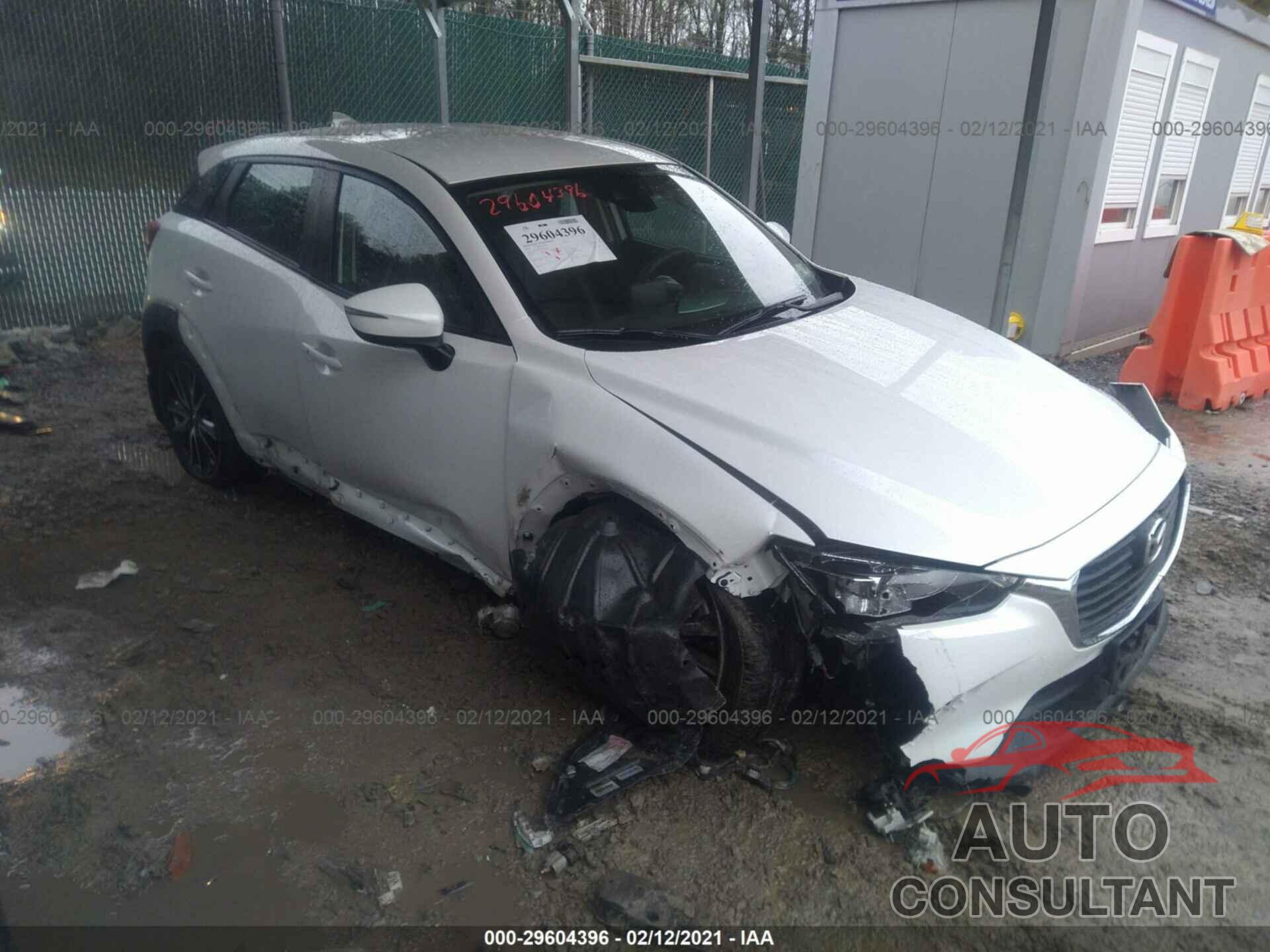 MAZDA CX-3 2018 - JM1DKDC71J0318612