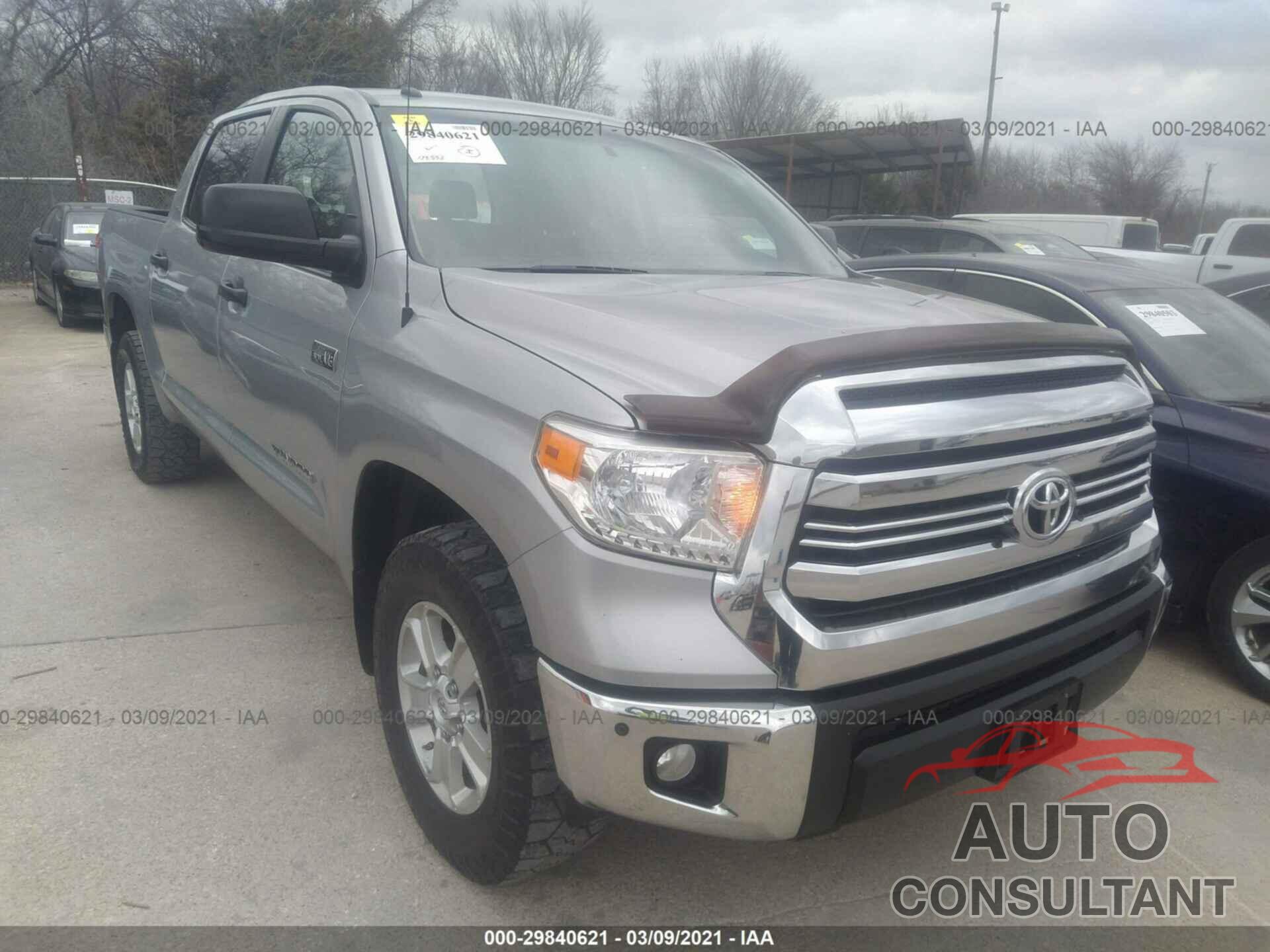 TOYOTA TUNDRA 4WD 2017 - 5TFDW5F16HX596263