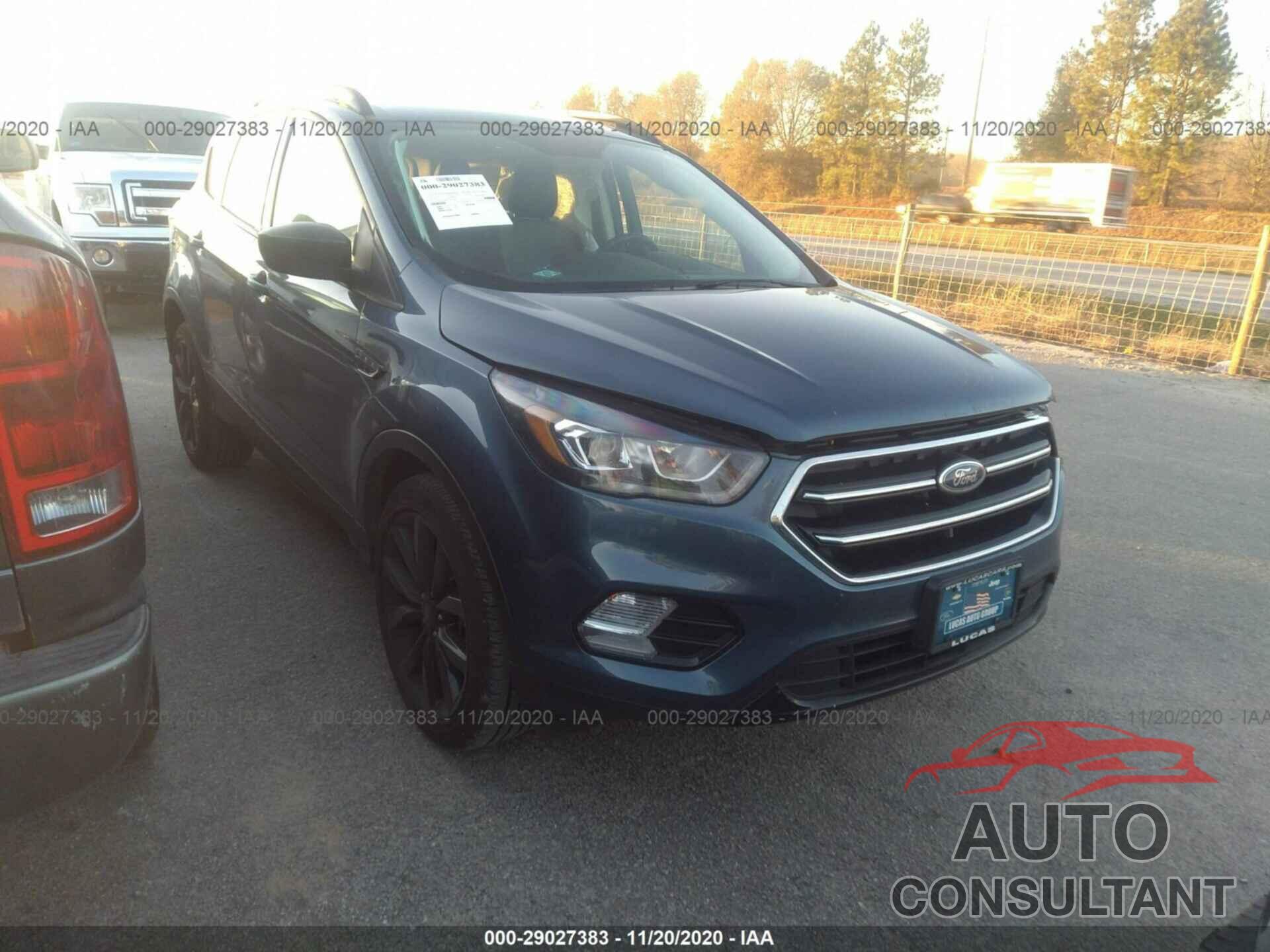 FORD ESCAPE 2018 - 1FMCU9GD7JUB94885