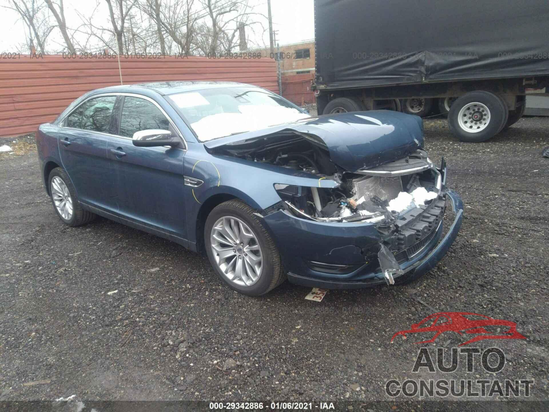 FORD TAURUS 2018 - 1FAHP2F86JG102277