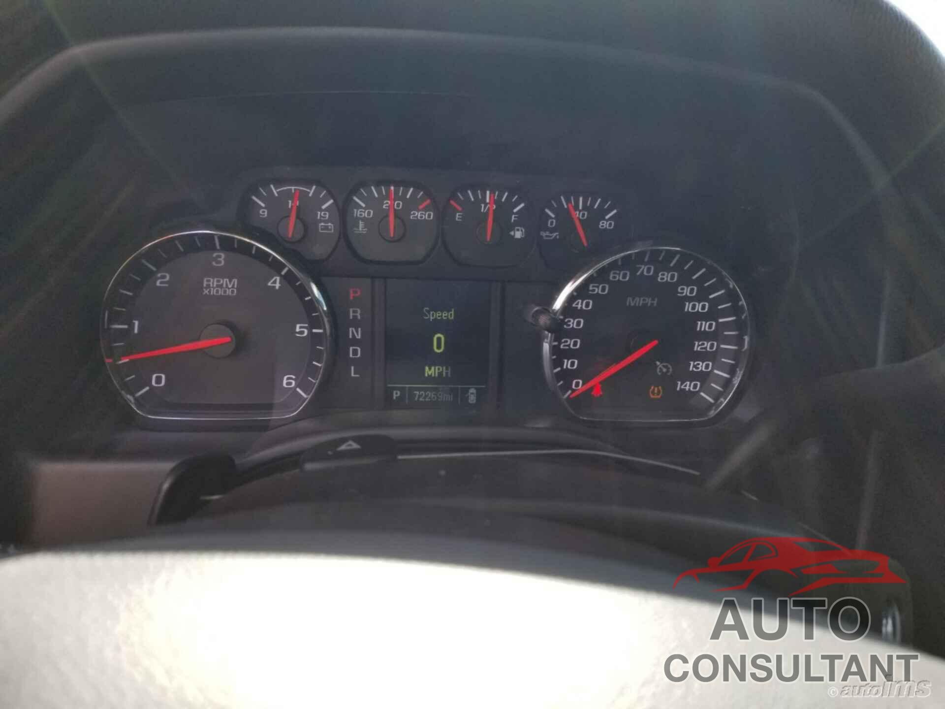 CHEVROLET SILVERADO 1500 2018 - 1GCRCNEC3JZ102372