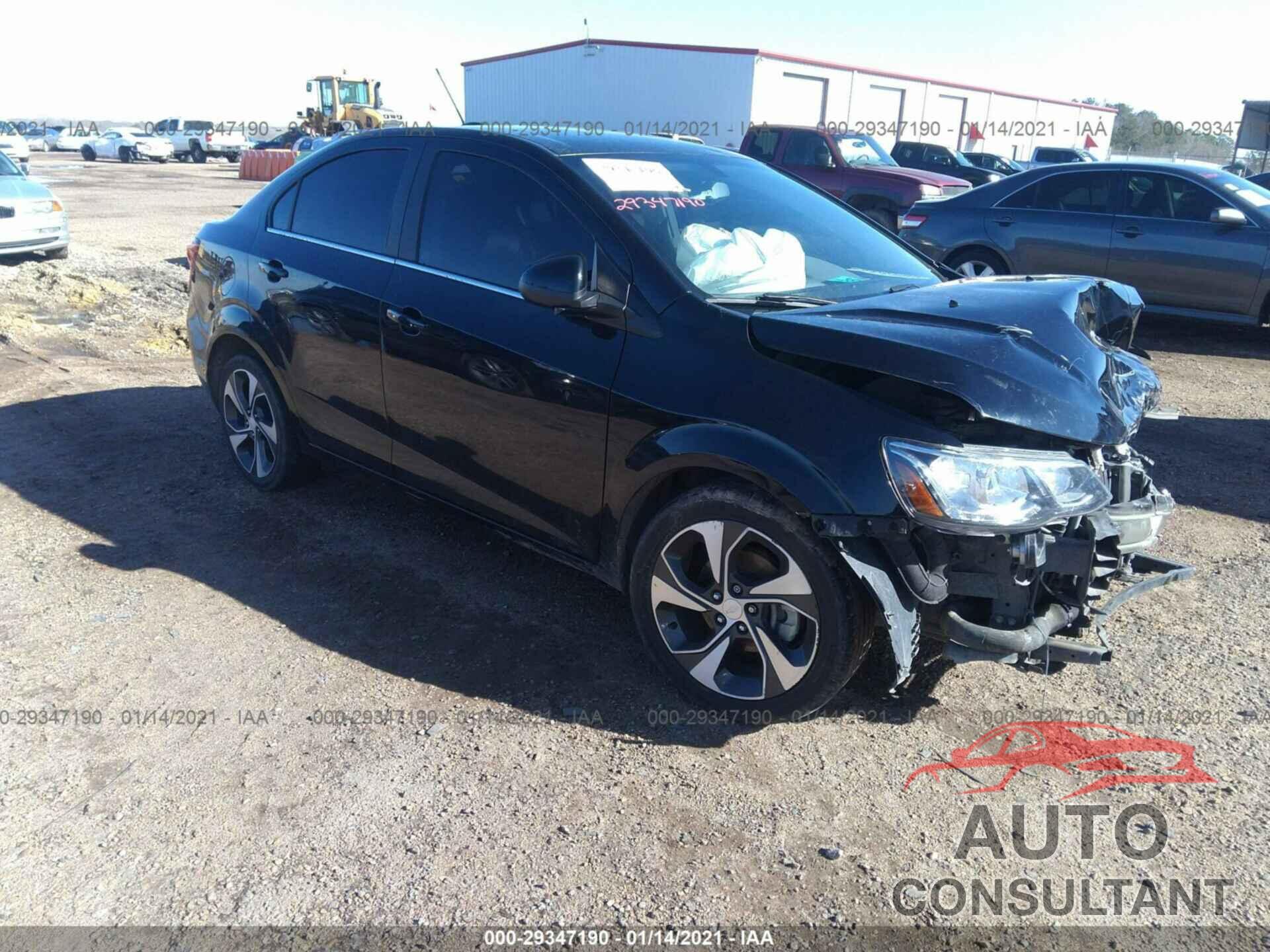 CHEVROLET SONIC 2017 - 1G1JF5SB4H4129211