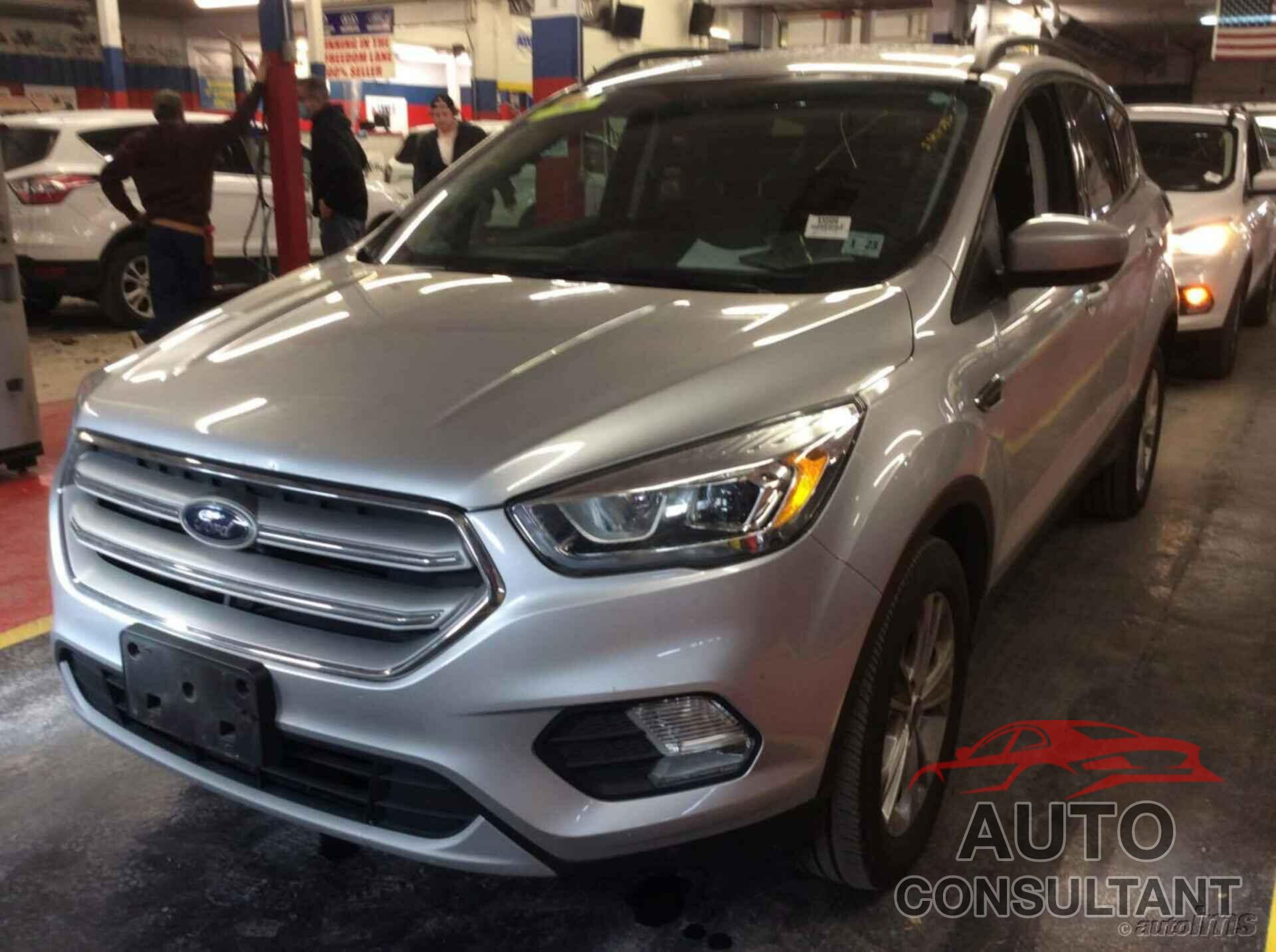 FORD ESCAPE 2018 - 1FMCU9HD9JUA75864