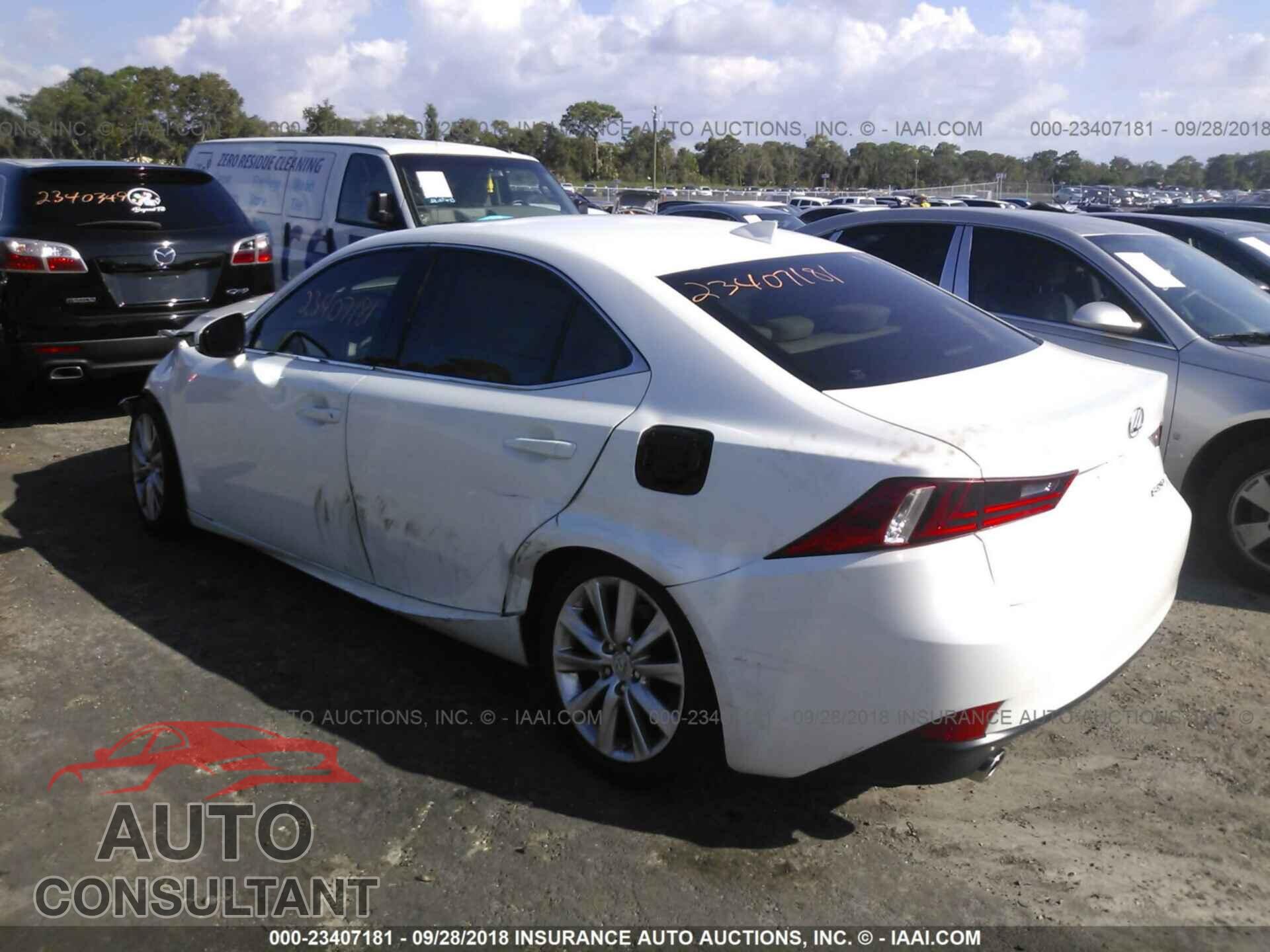 Lexus Is 2015 - JTHBF1D29F5049412