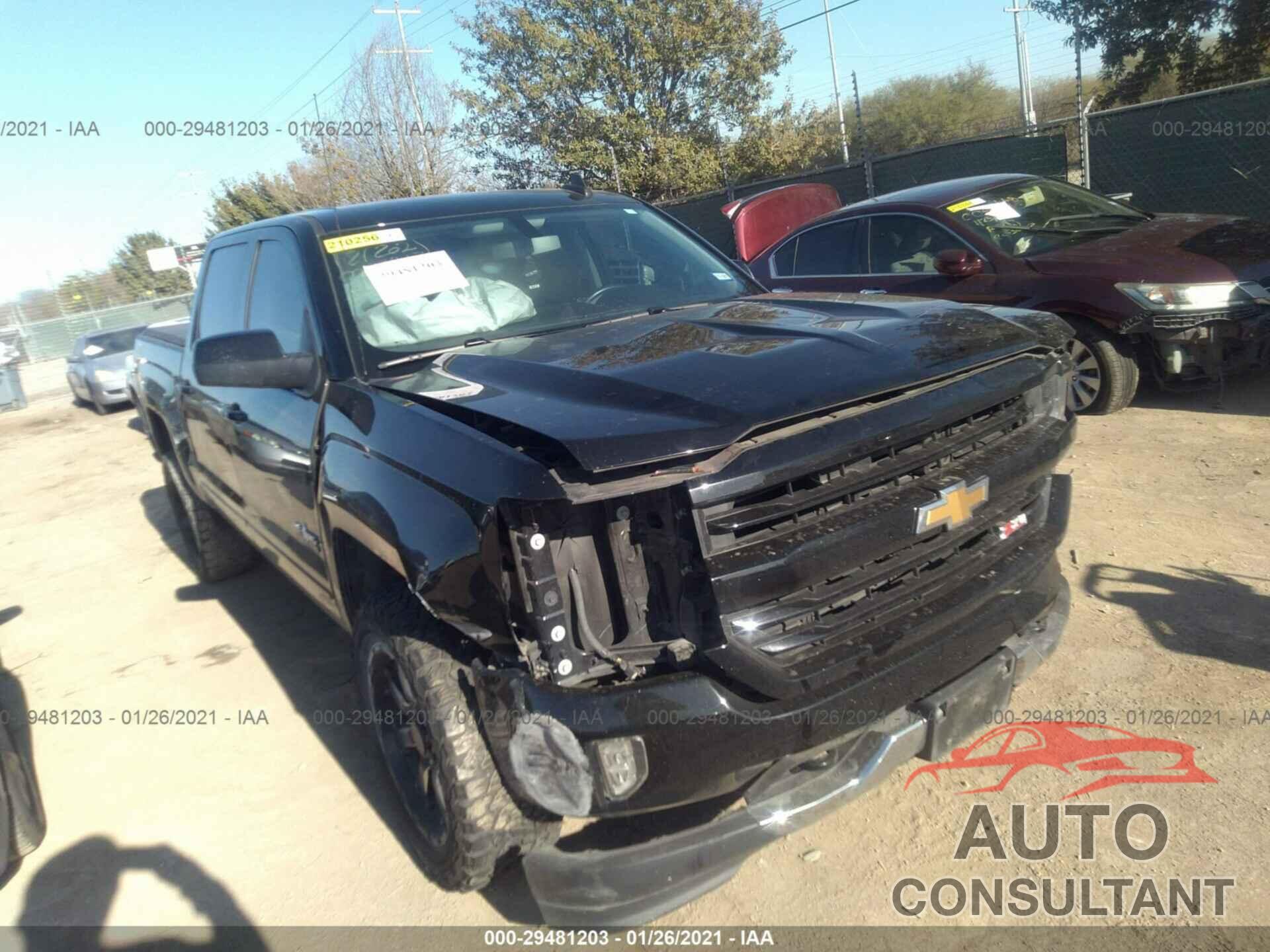 CHEVROLET SILVERADO 1500 2018 - 3GCUKREC5JG557227