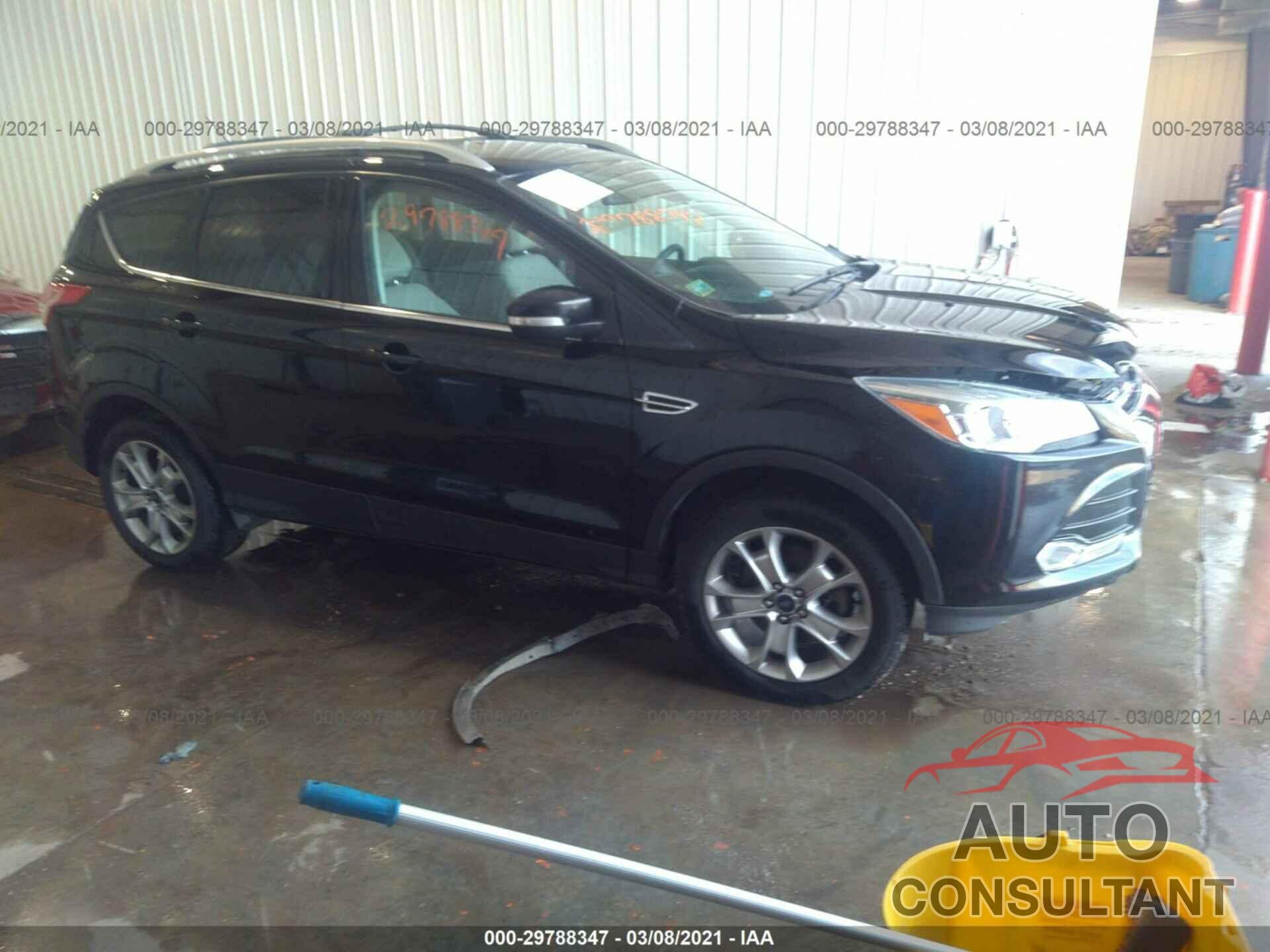 FORD ESCAPE 2016 - 1FMCU9J91GUA13972