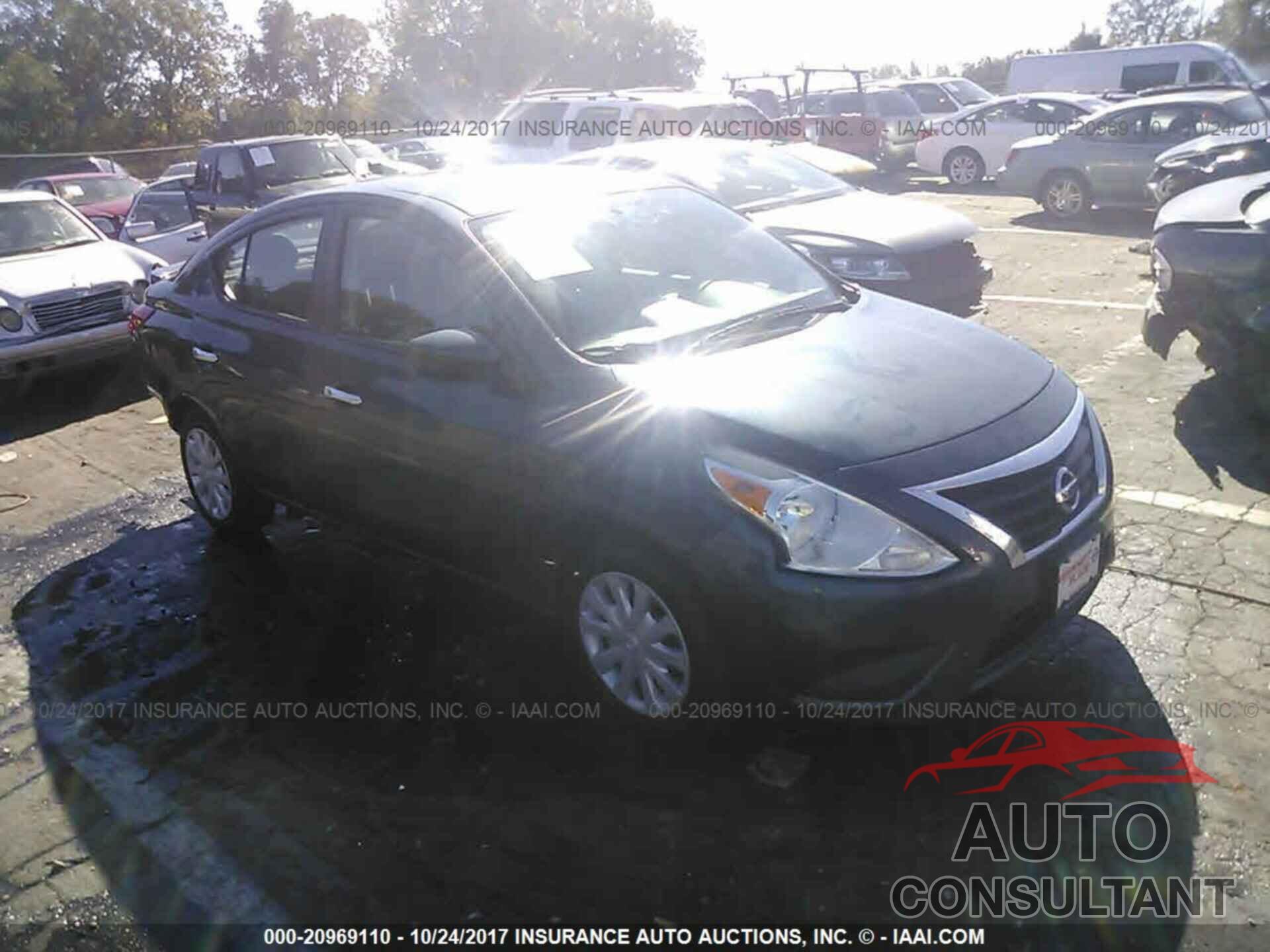 Nissan Versa 2015 - 3N1CN7AP9FL827948