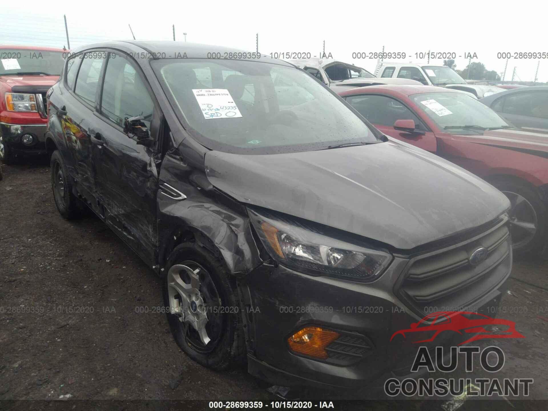 FORD ESCAPE 2018 - 1FMCU0F70JUC06494
