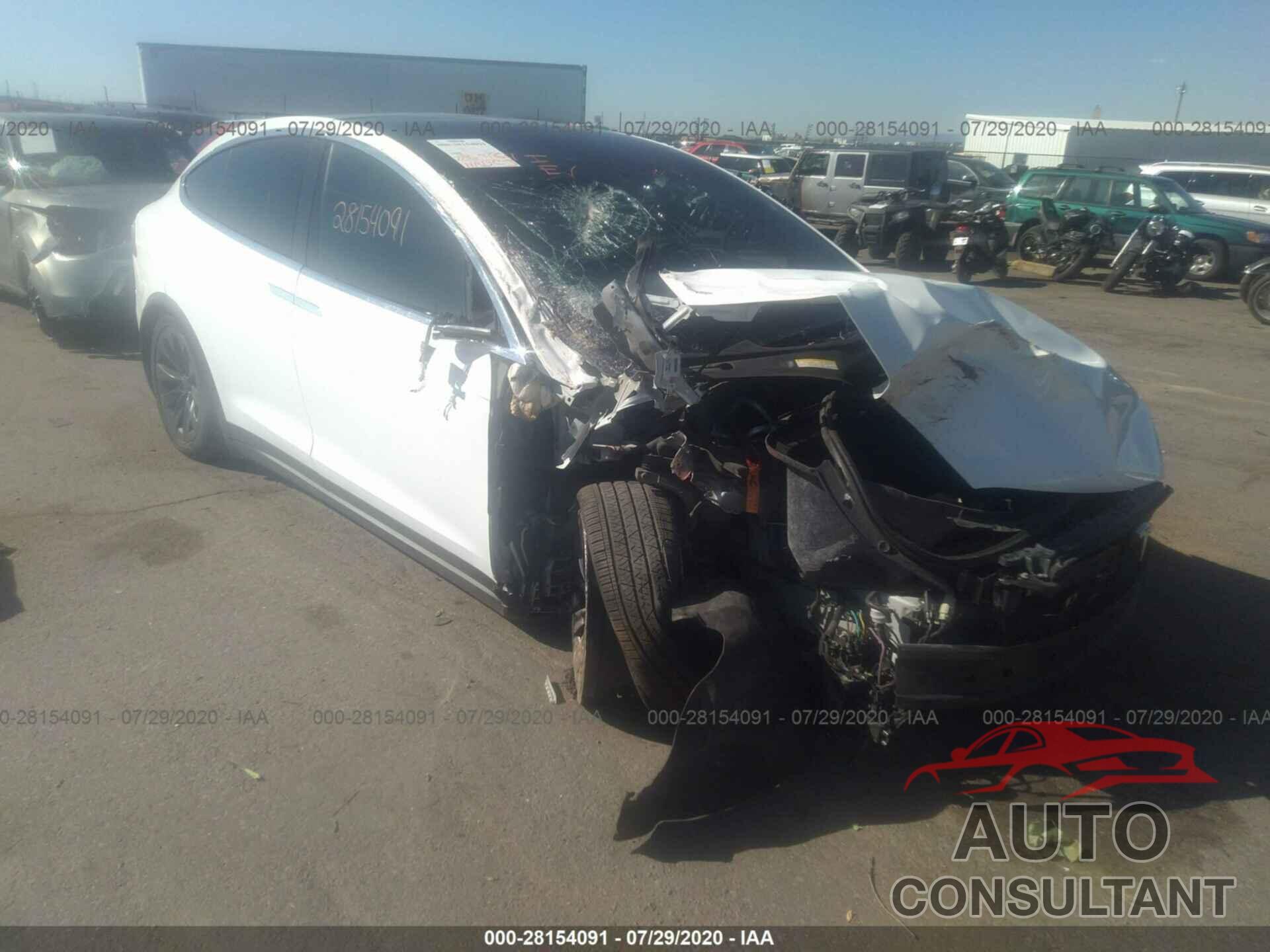 TESLA MODEL X 2016 - 5YJXCAE27GF004113