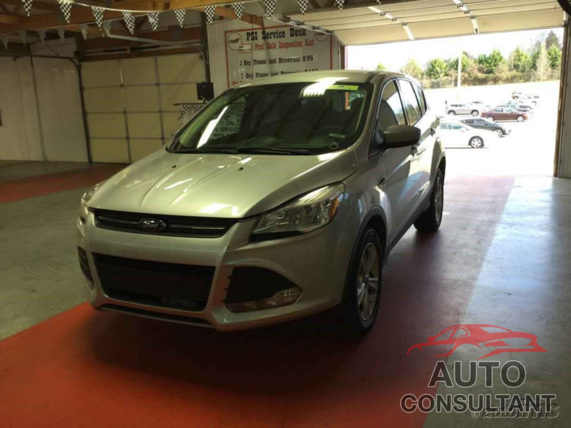 FORD ESCAPE 2016 - 1FMCU0G71GUC67912