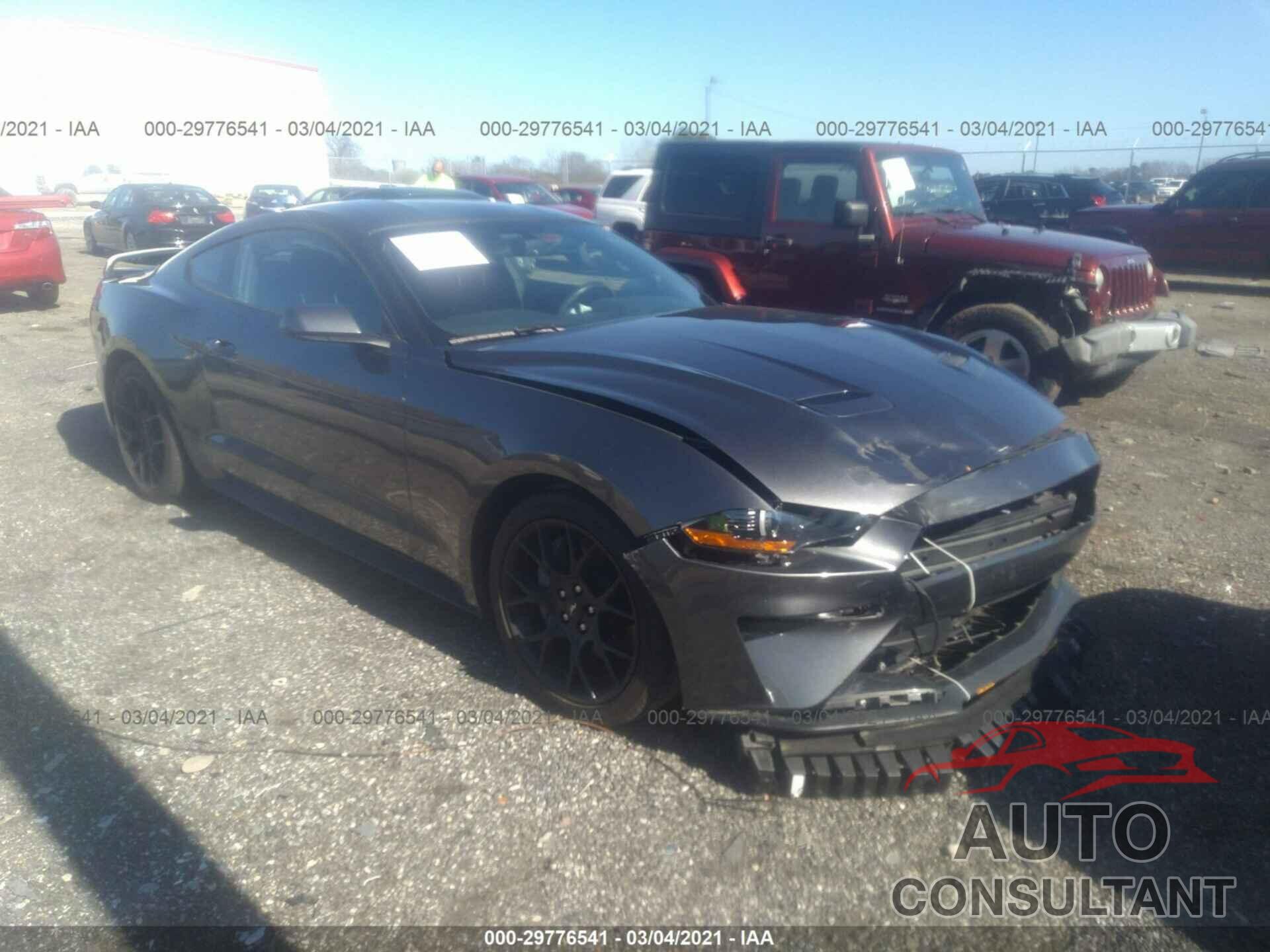 FORD MUSTANG 2018 - 1FA6P8TH0J5174263