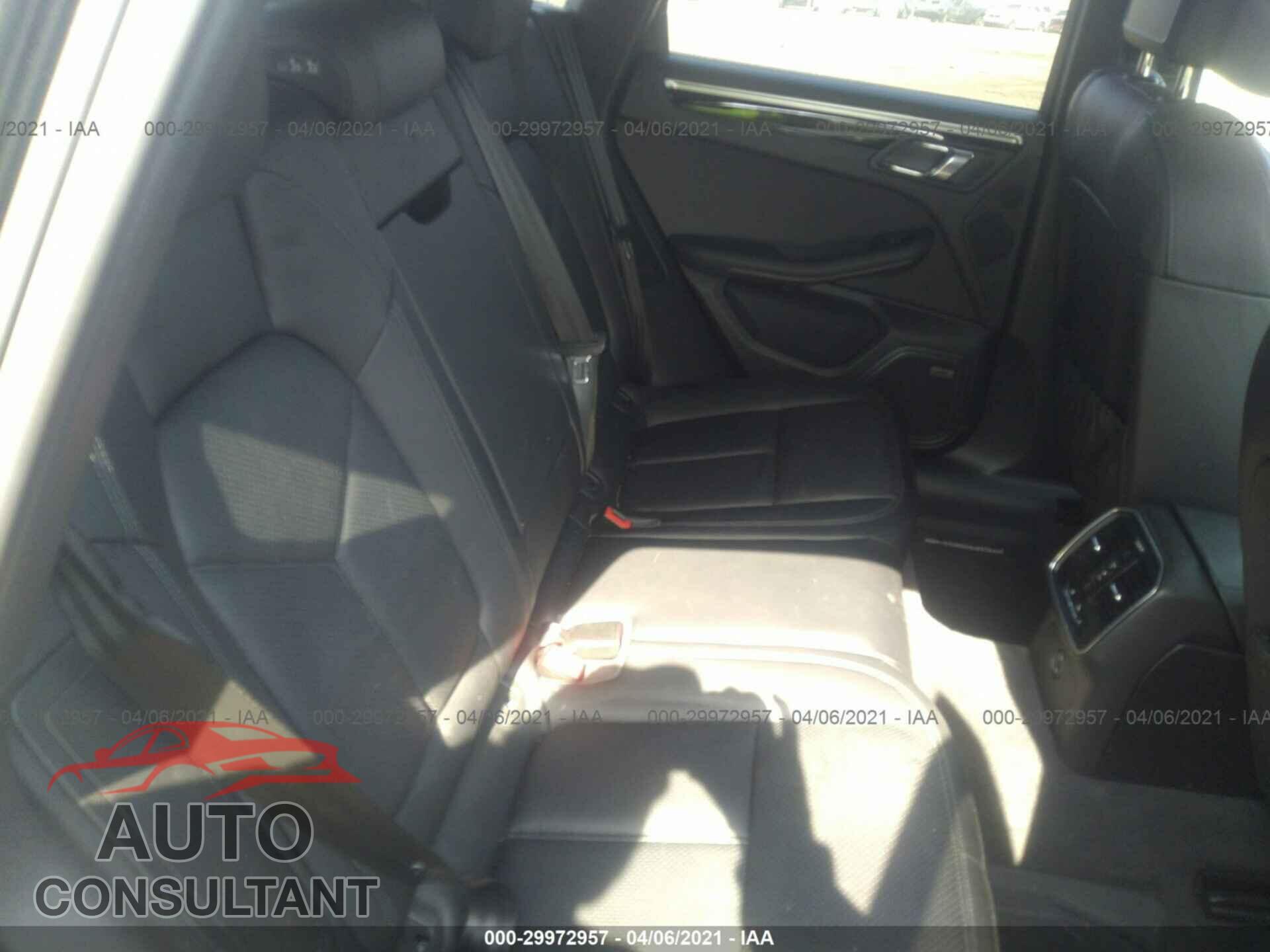 PORSCHE MACAN 2017 - WP1AB2A50HLB16103