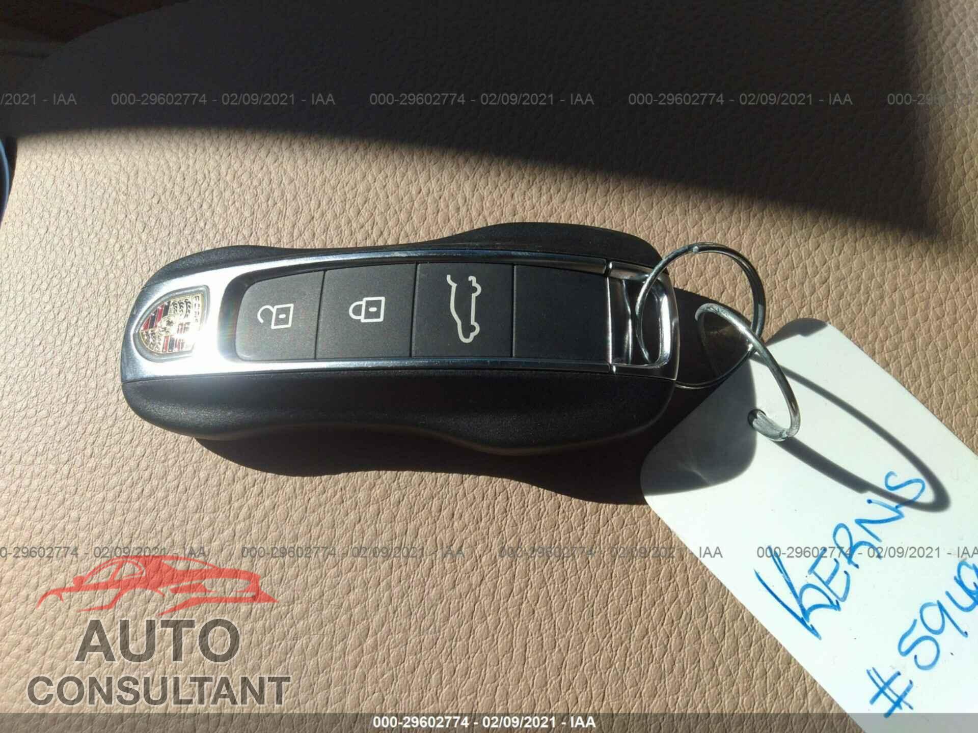 PORSCHE CAYENNE 2020 - WP1AA2AY8LDA08280