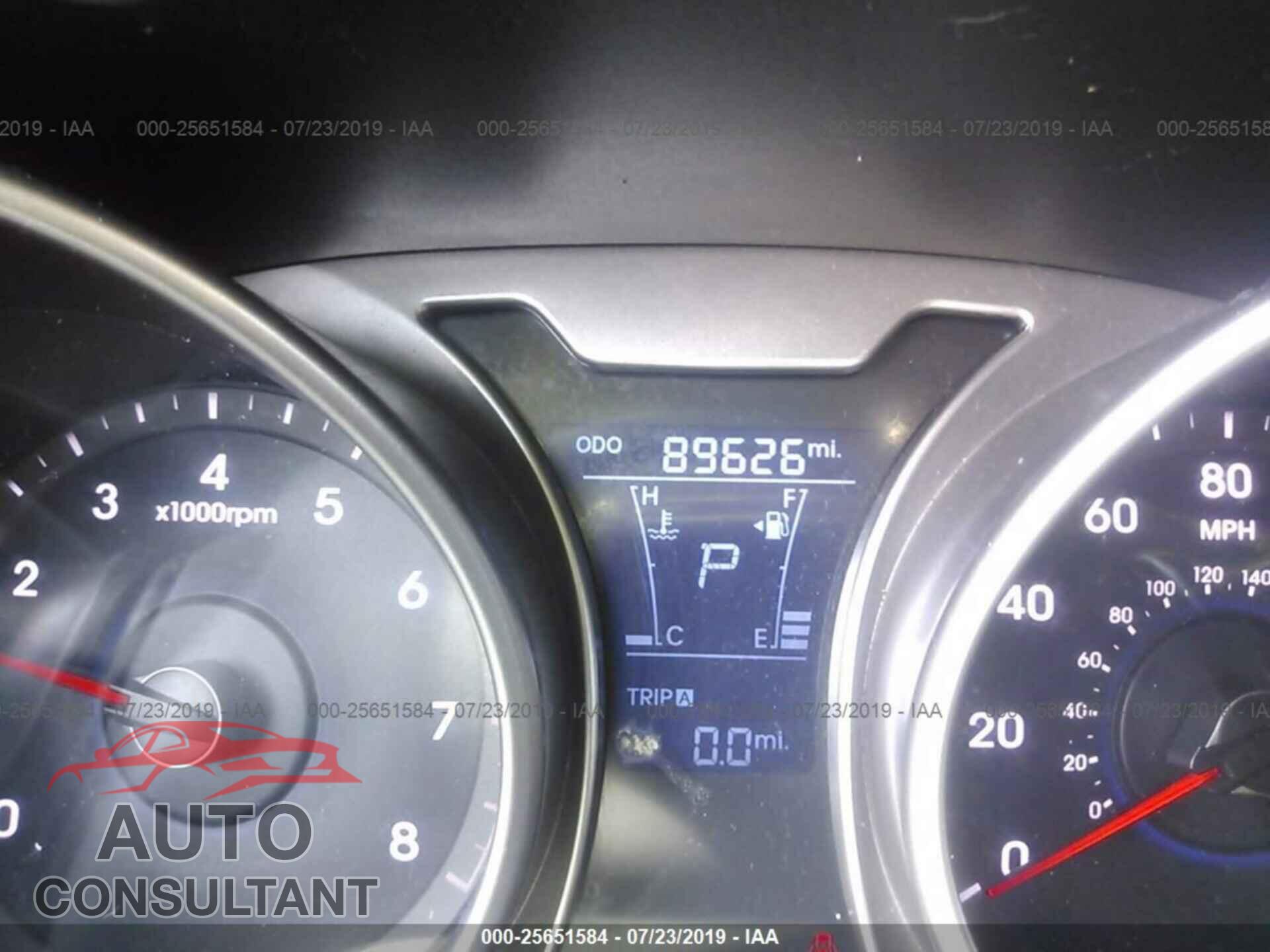 HYUNDAI VELOSTER 2013 - KMHTC6AD3DU153586