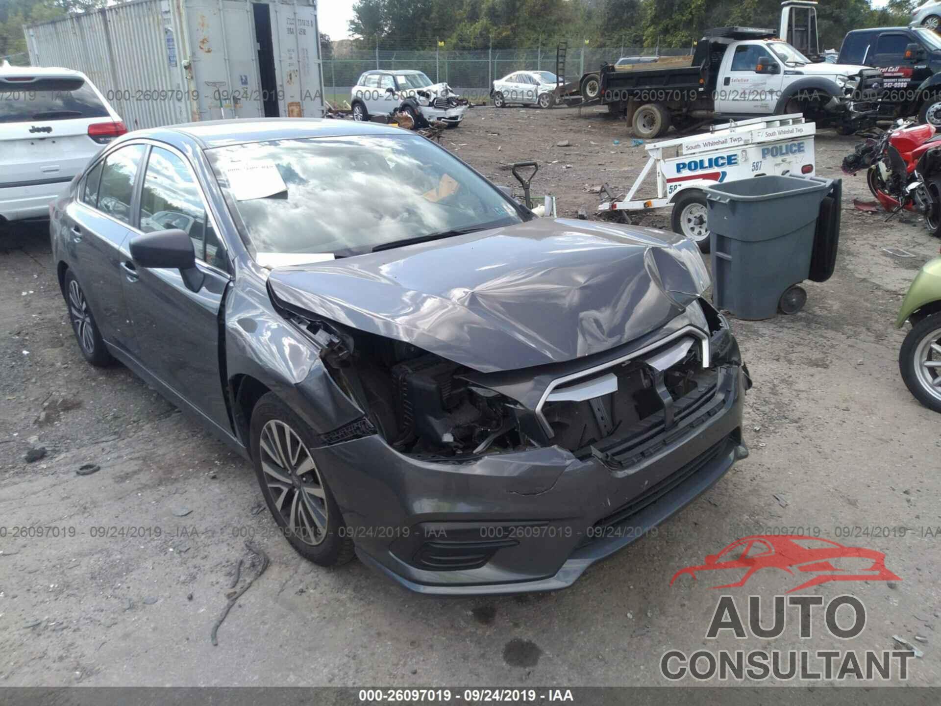 SUBARU LEGACY 2018 - 4S3BNAB63J3027419