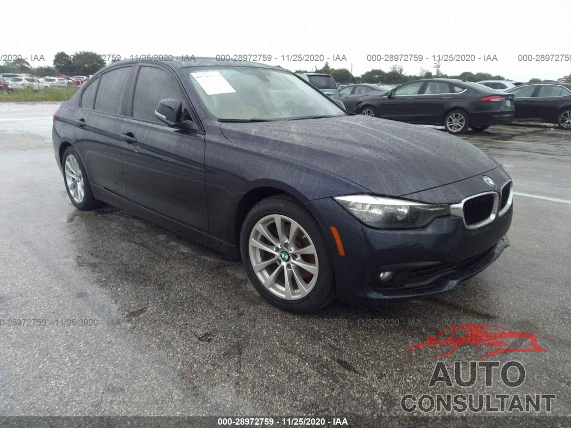 BMW 3 SERIES 2017 - WBA8E1G31HNU16662