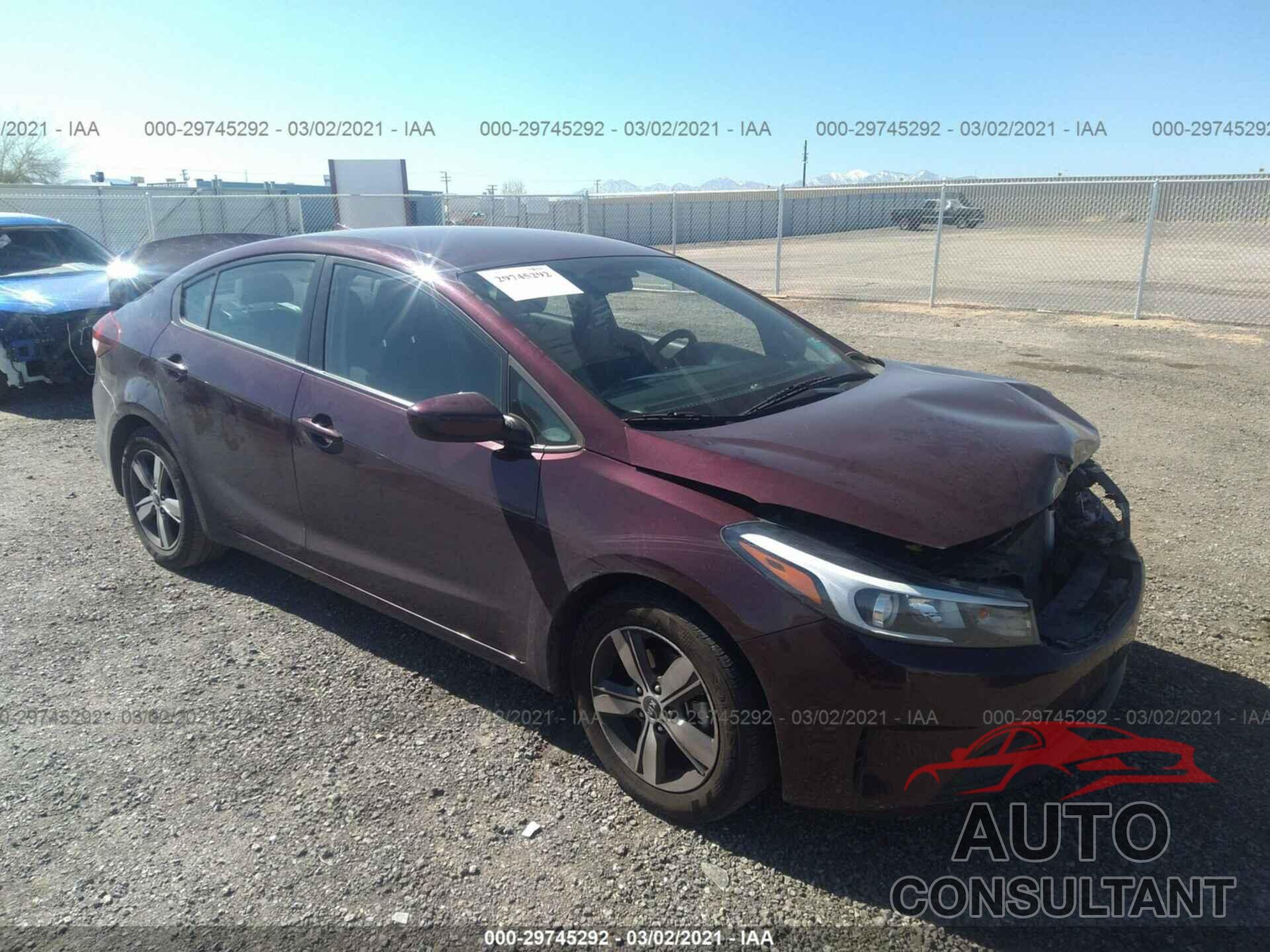 KIA FORTE 2018 - 3KPFL4A75JE215421