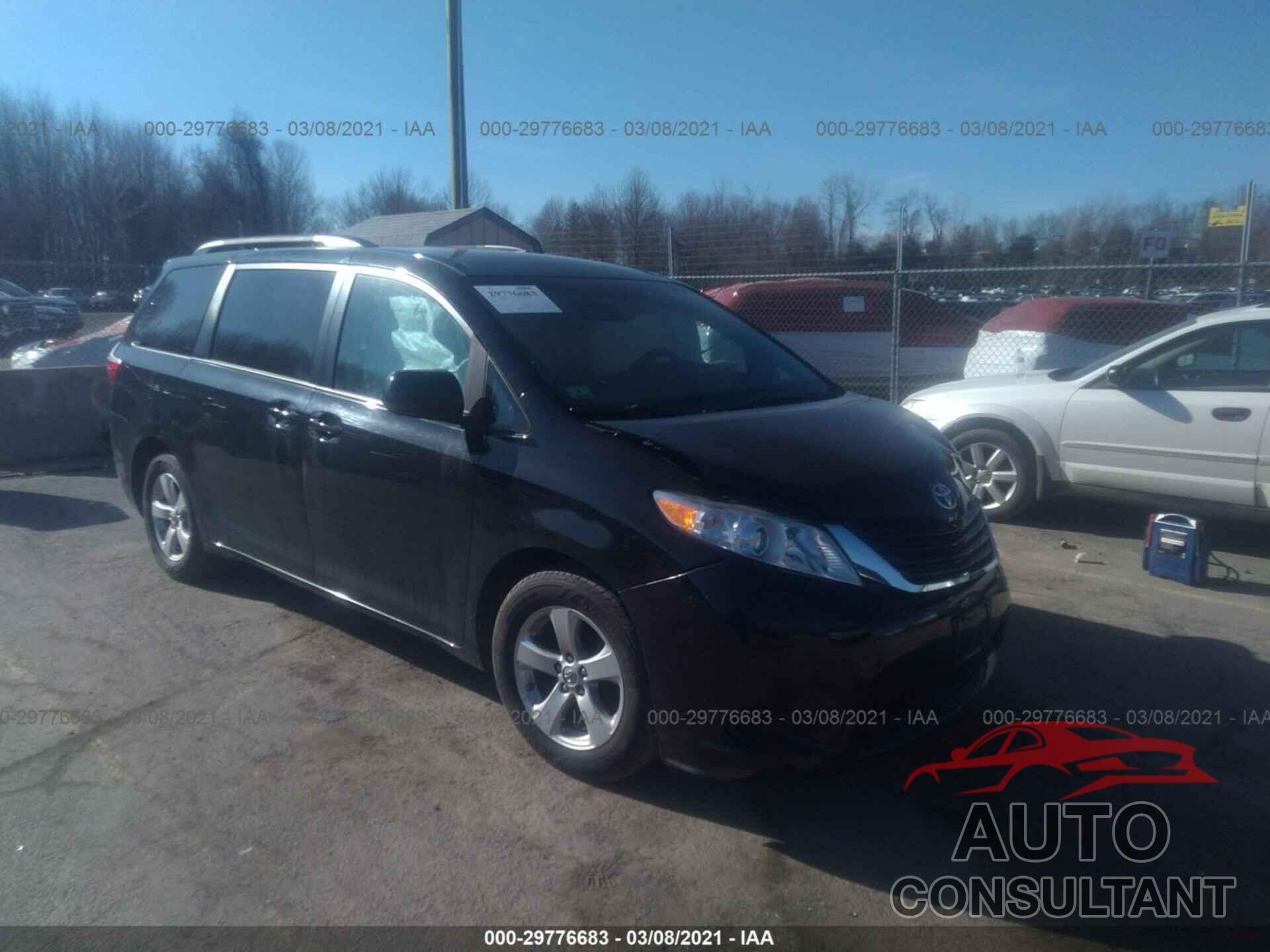 TOYOTA SIENNA 2017 - 5TDKZ3DC7HS824929