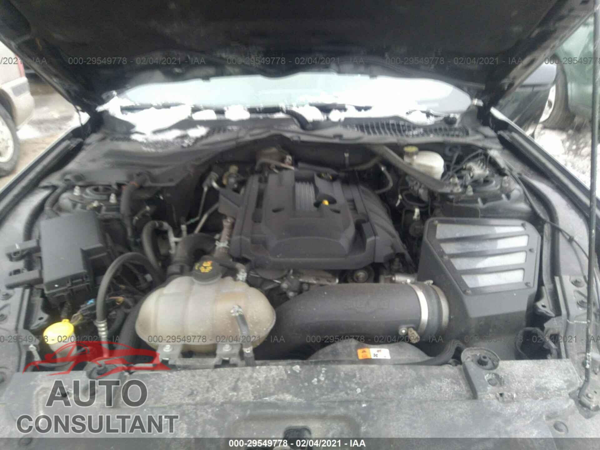 FORD MUSTANG 2017 - 1FATP8UH6H5220495
