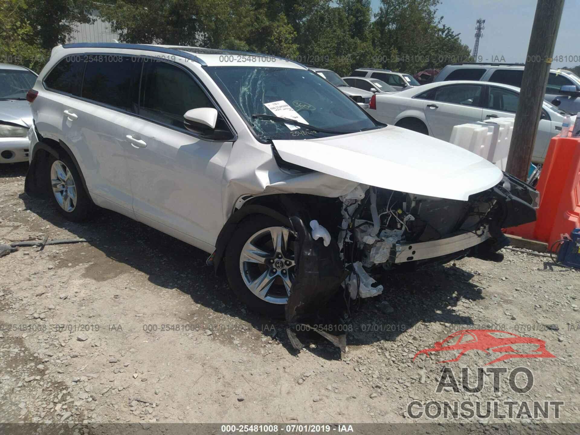TOYOTA HIGHLANDER 2019 - 5TDDZRFH4KS924725