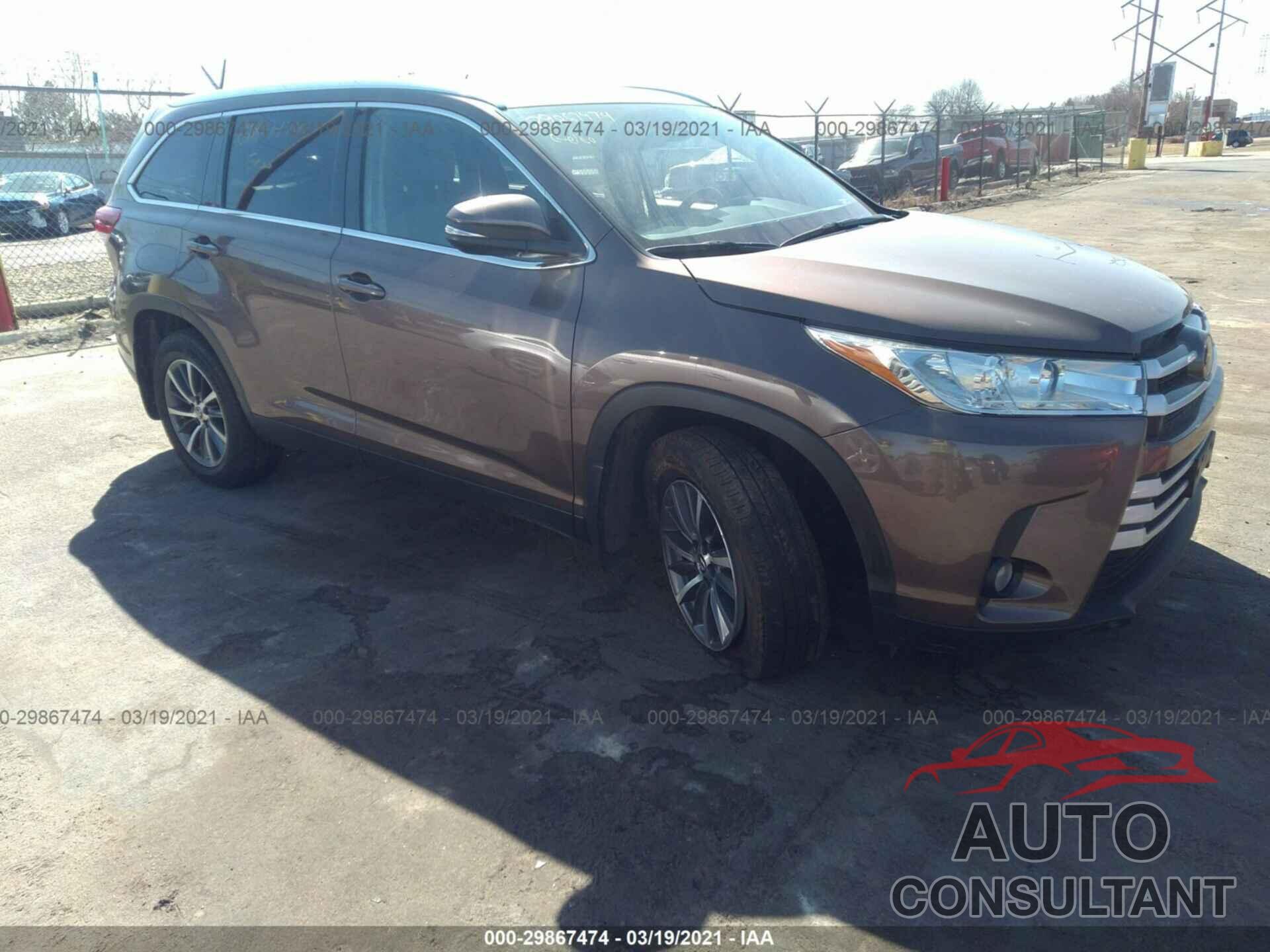 TOYOTA HIGHLANDER 2019 - 5TDJZRFH1KS975666